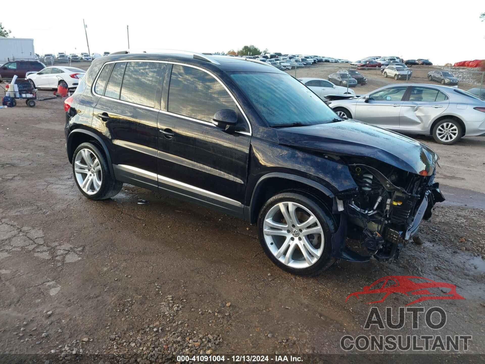 VOLKSWAGEN TIGUAN 2013 - WVGBV3AX2DW624582