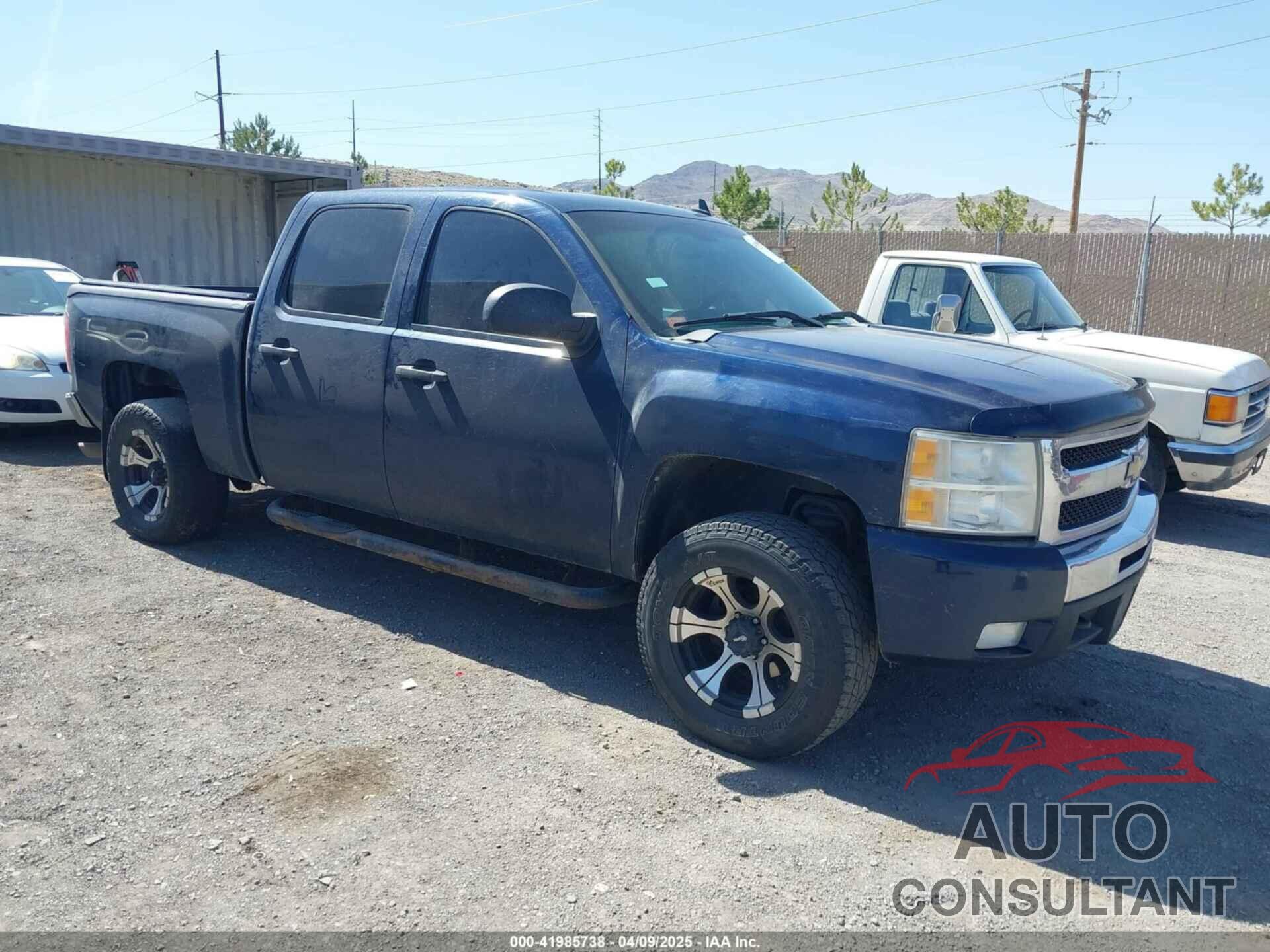 CHEVROLET SILVERADO 1500 2011 - 1GCPKSE34BF135232