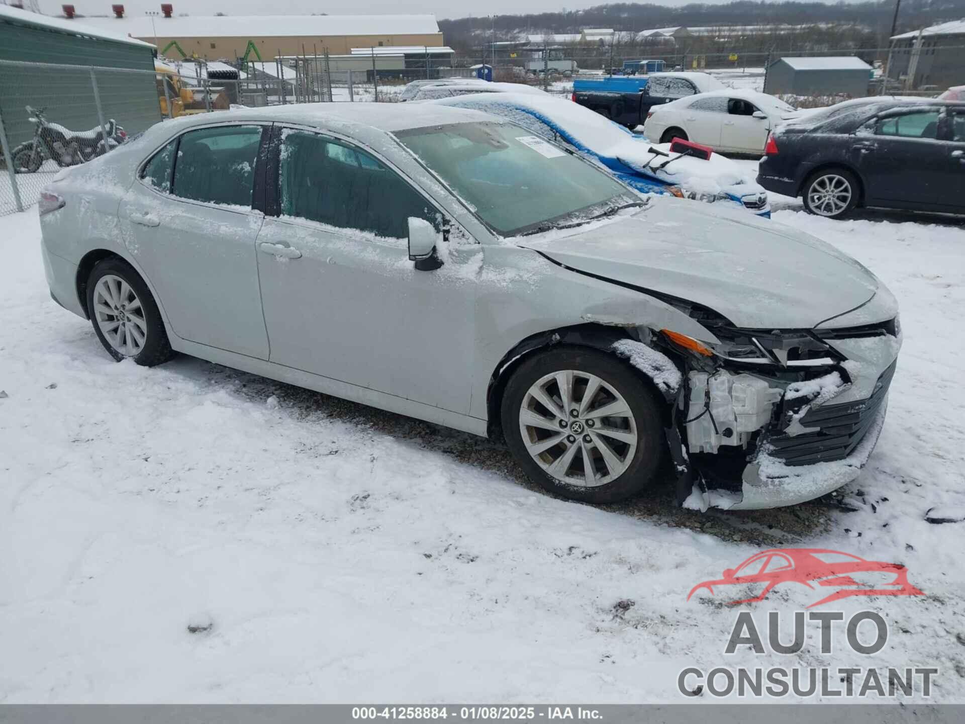 TOYOTA CAMRY 2022 - 4T1C11AK9NU076344