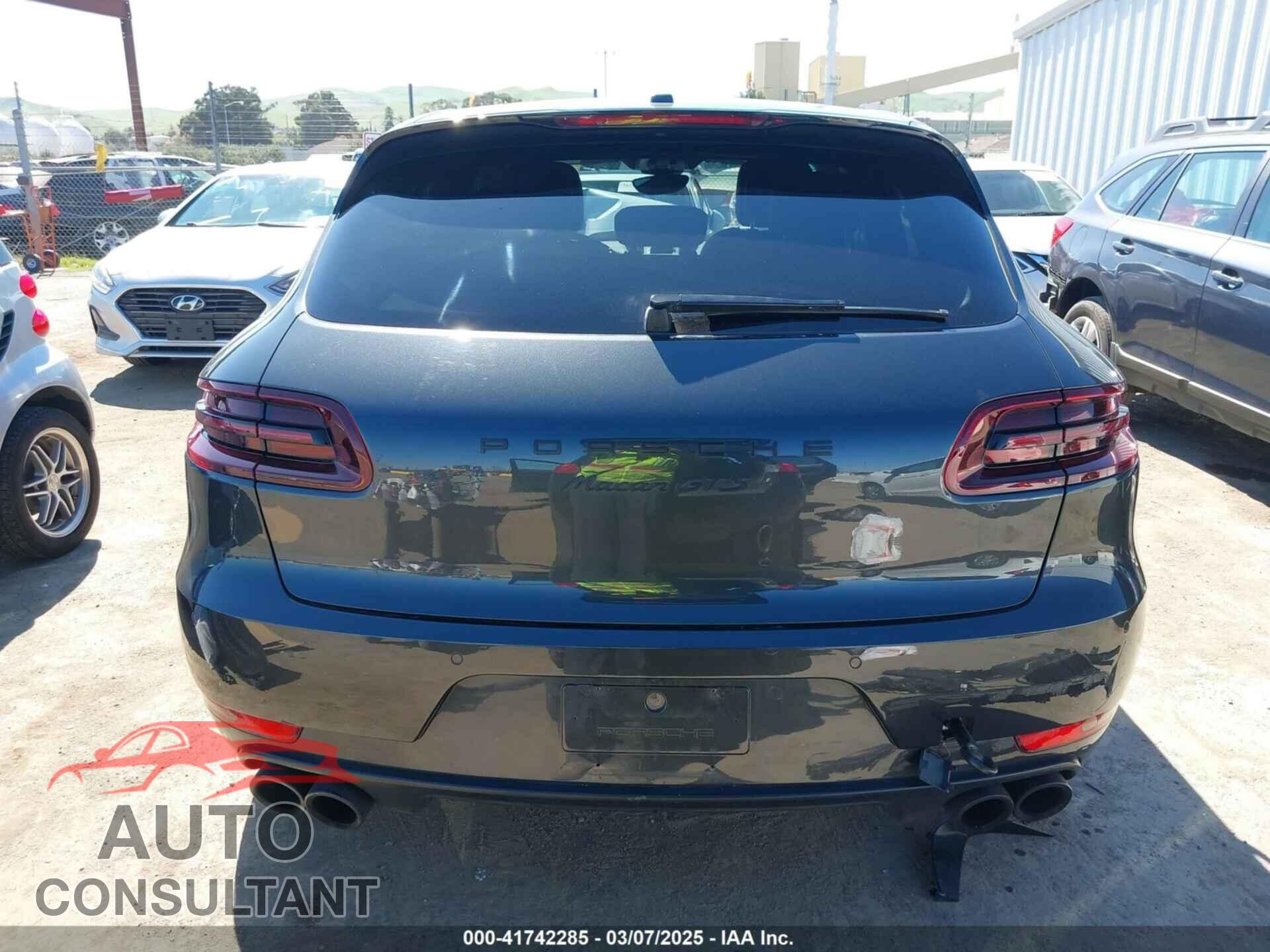 PORSCHE MACAN 2017 - WP1AG2A59HLB51272