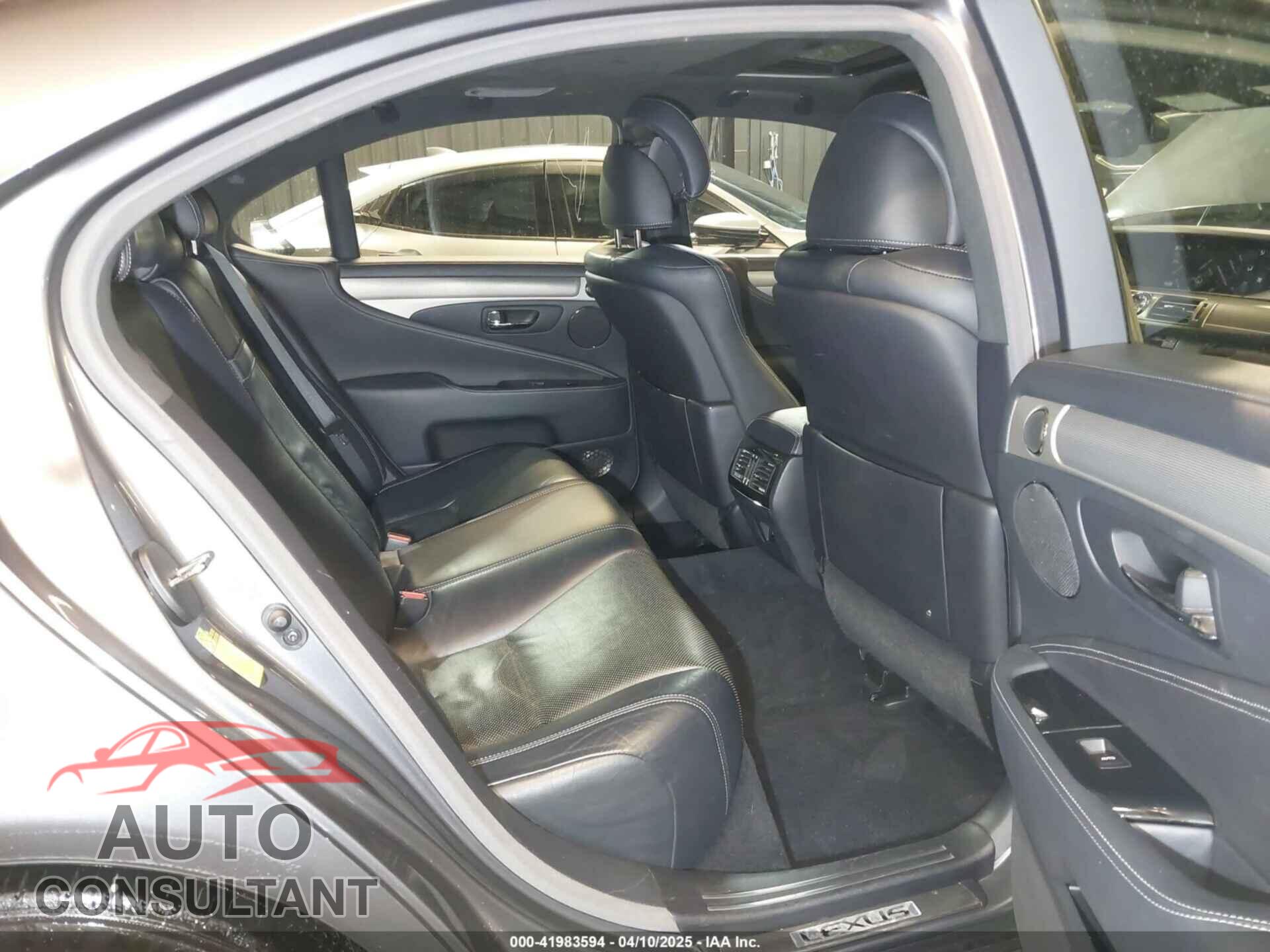 LEXUS LS 460 2014 - JTHCL5EF4E5020064