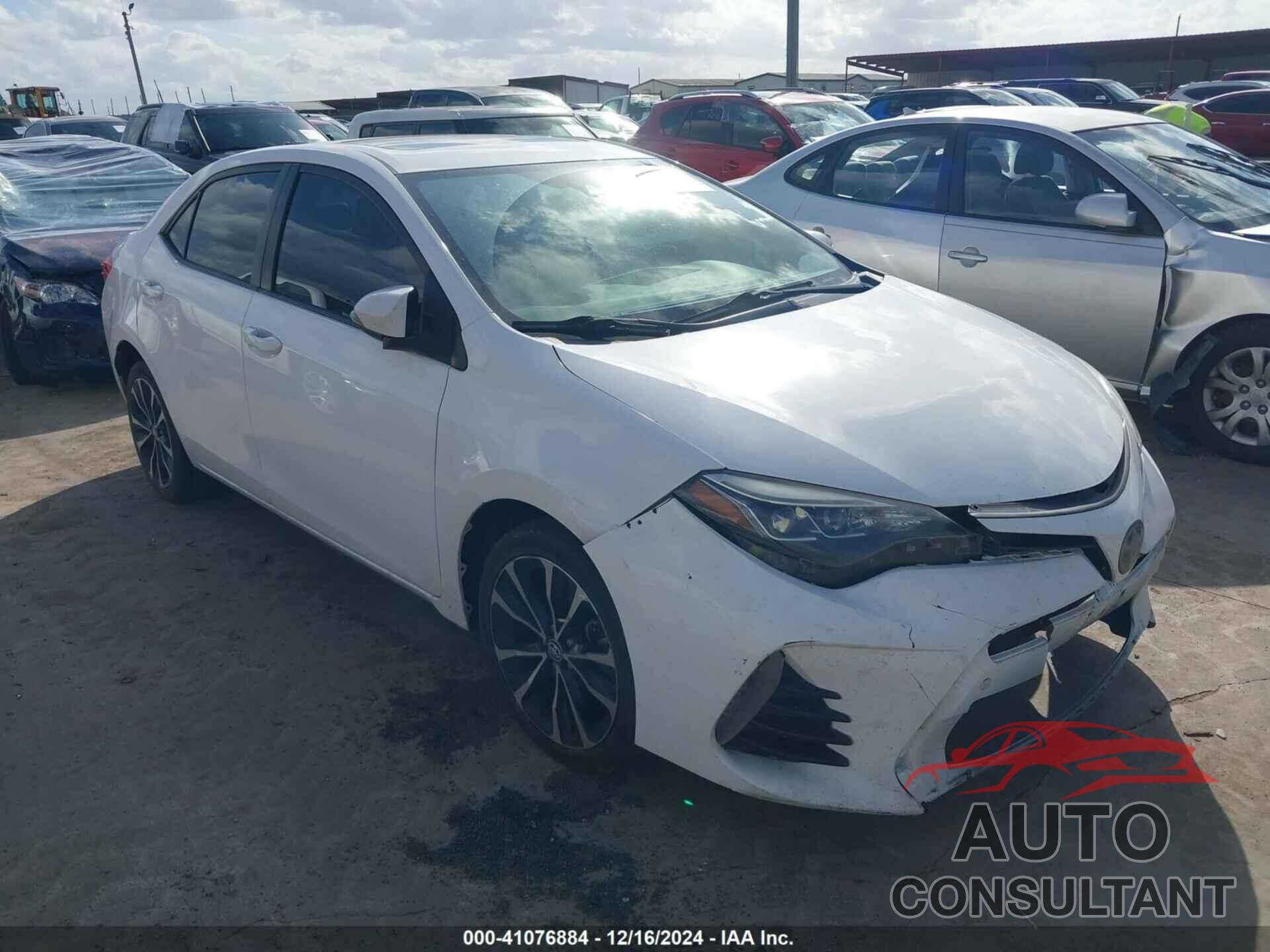 TOYOTA COROLLA 2018 - 5YFBURHE5JP743620
