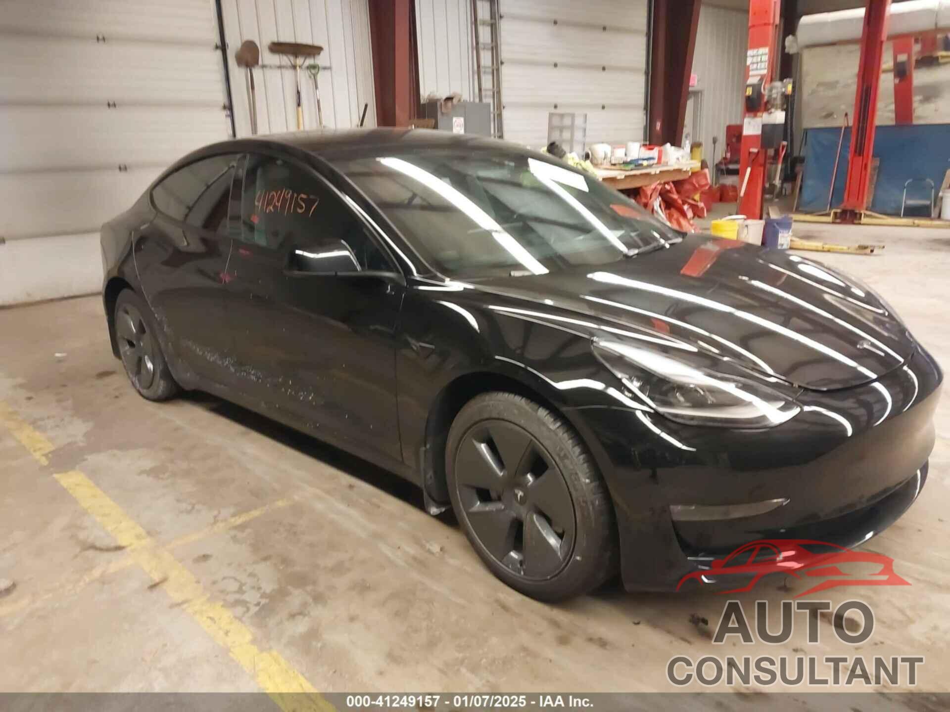 TESLA MODEL 3 2022 - 5YJ3E1EB1NF120493