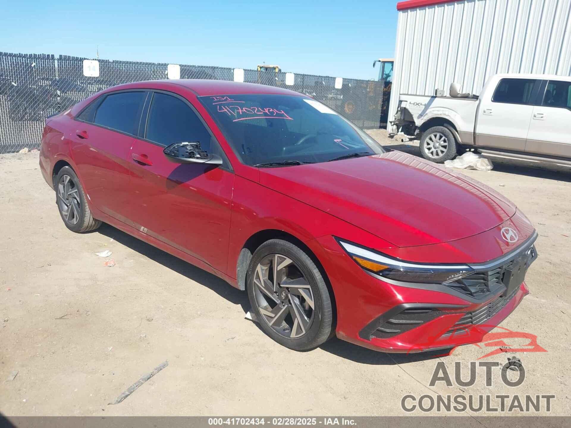 HYUNDAI ELANTRA 2025 - KMHLM4DG8SU877861