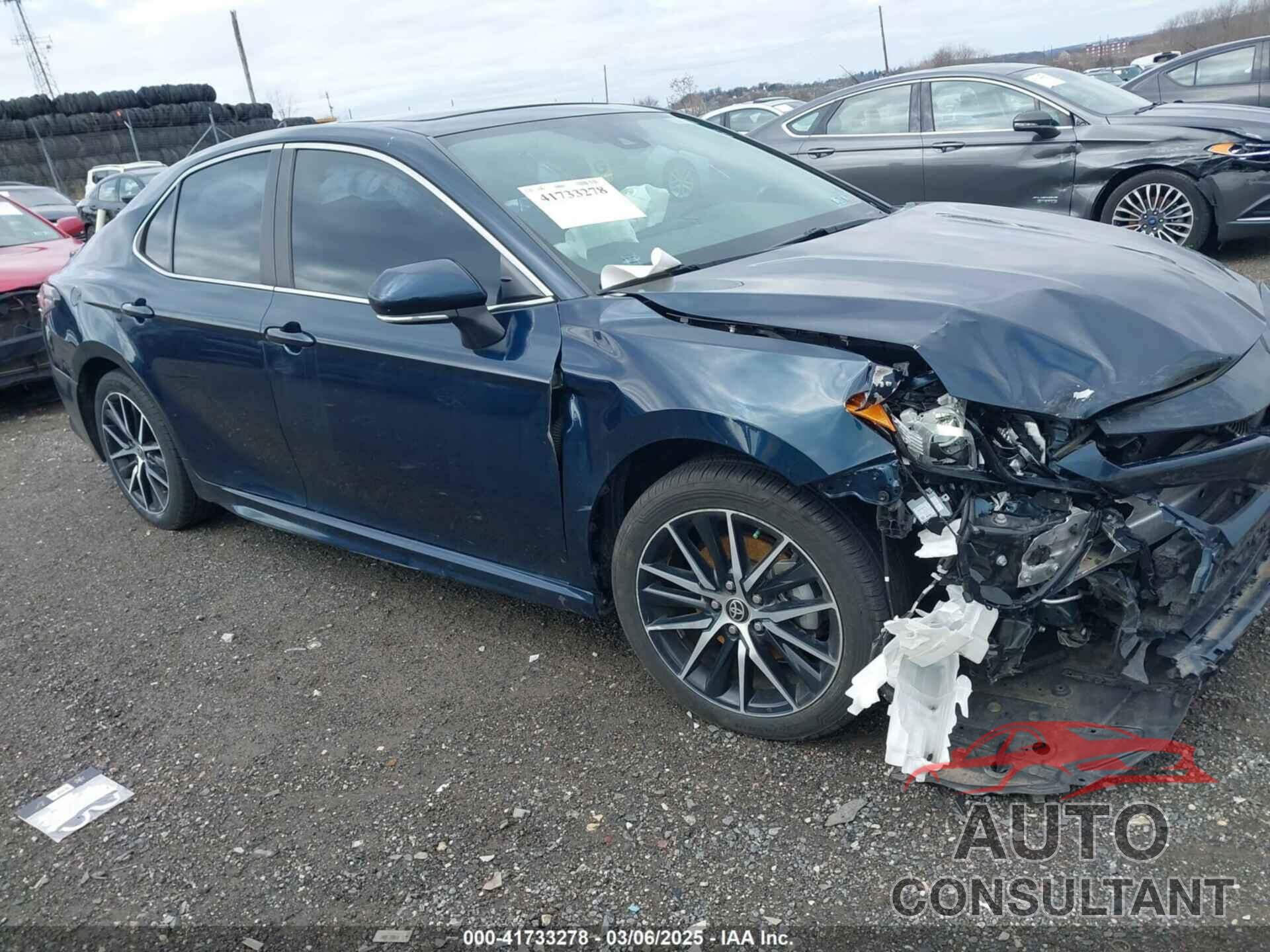 TOYOTA CAMRY 2021 - 4T1G11AK3MU567671