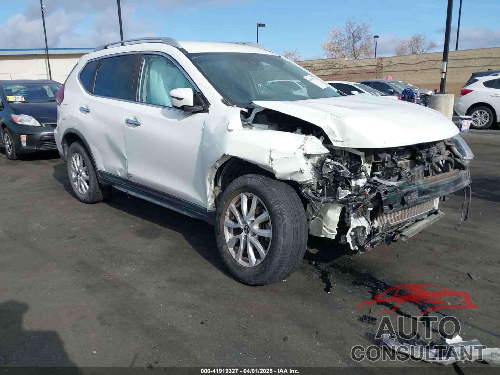 NISSAN ROGUE 2019 - KNMAT2MV7KP526715