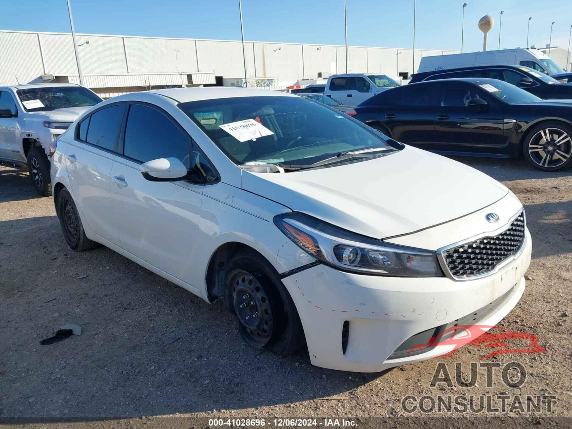 KIA FORTE 2017 - 3KPFK4A7XHE030150