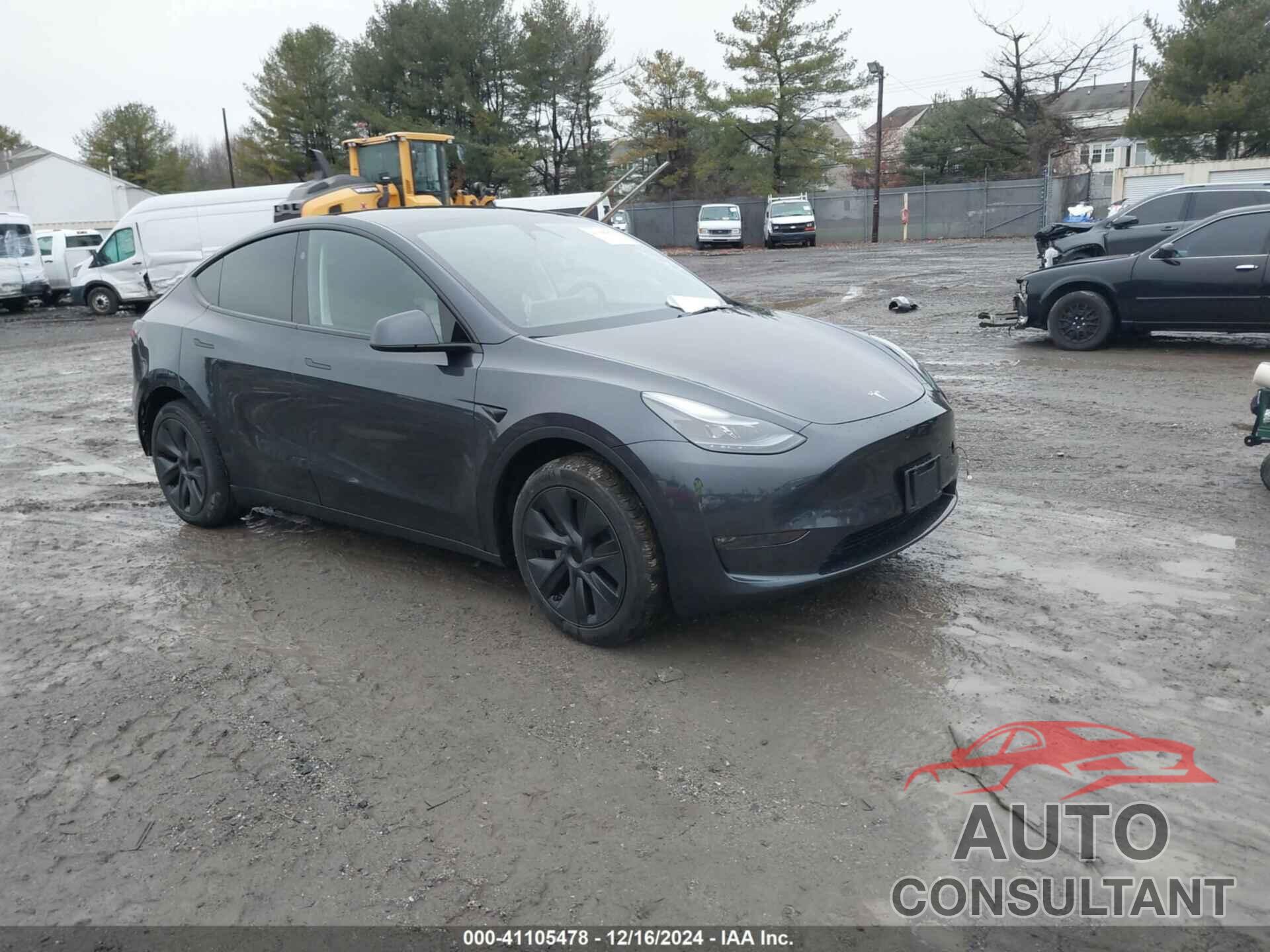 TESLA MODEL Y 2024 - 7SAYGDEE6RA329410