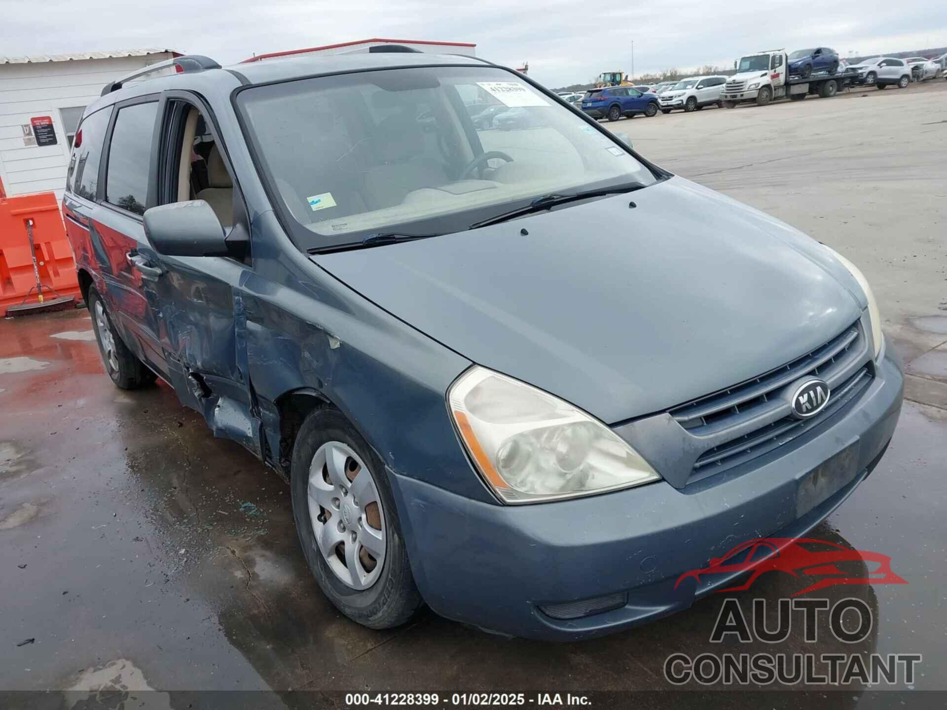 KIA SEDONA 2009 - KNDMB233396304737