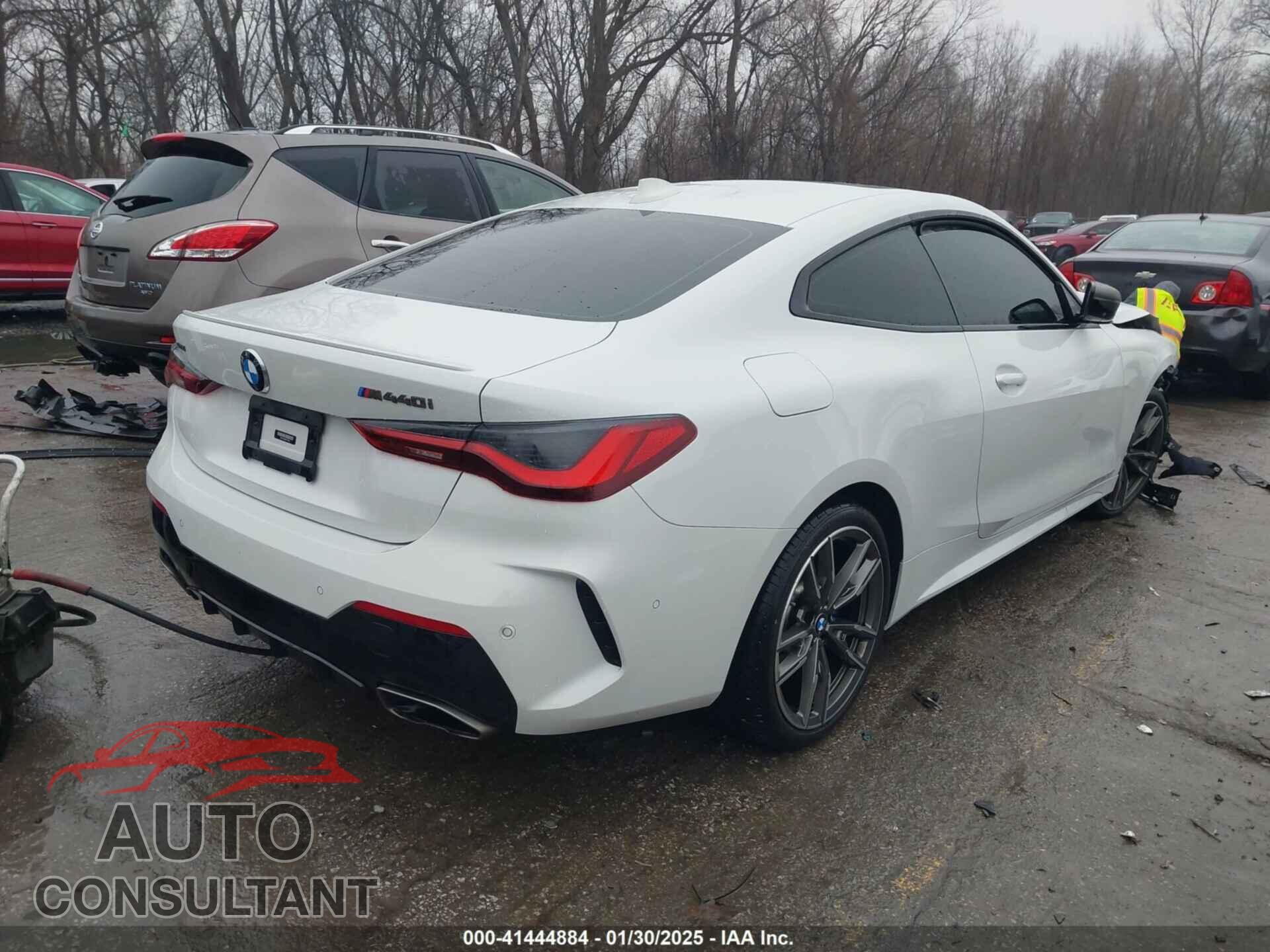 BMW M440I 2021 - WBA13AR03MCF70924