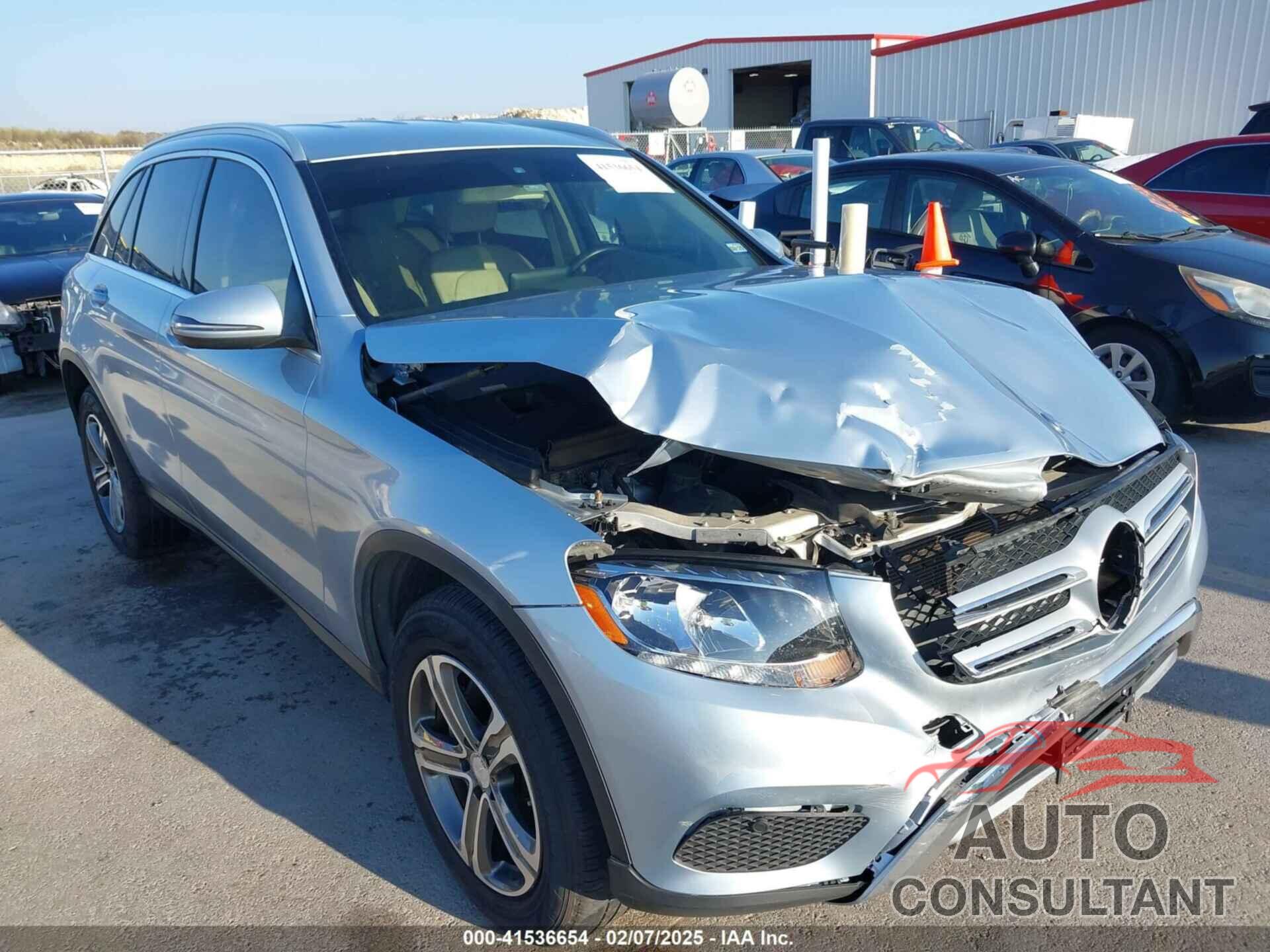 MERCEDES-BENZ GLC 300 2016 - WDC0G4JB0GF056170