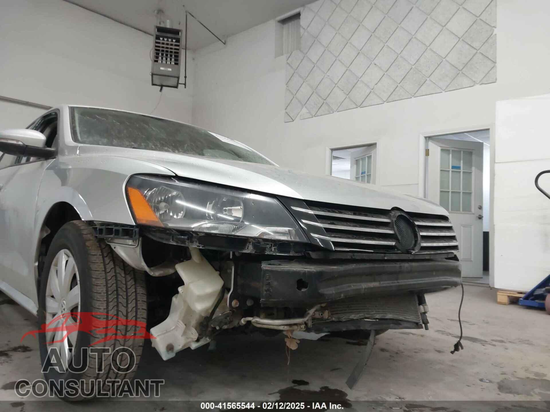 VOLKSWAGEN PASSAT 2012 - 1VWAP7A39CC040885