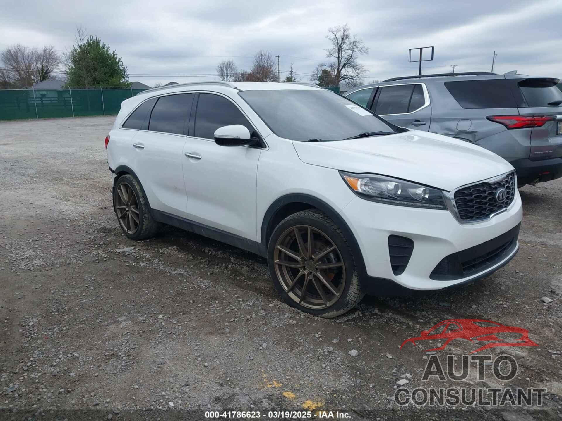 KIA SORENTO 2019 - 5XYPG4A30KG524272