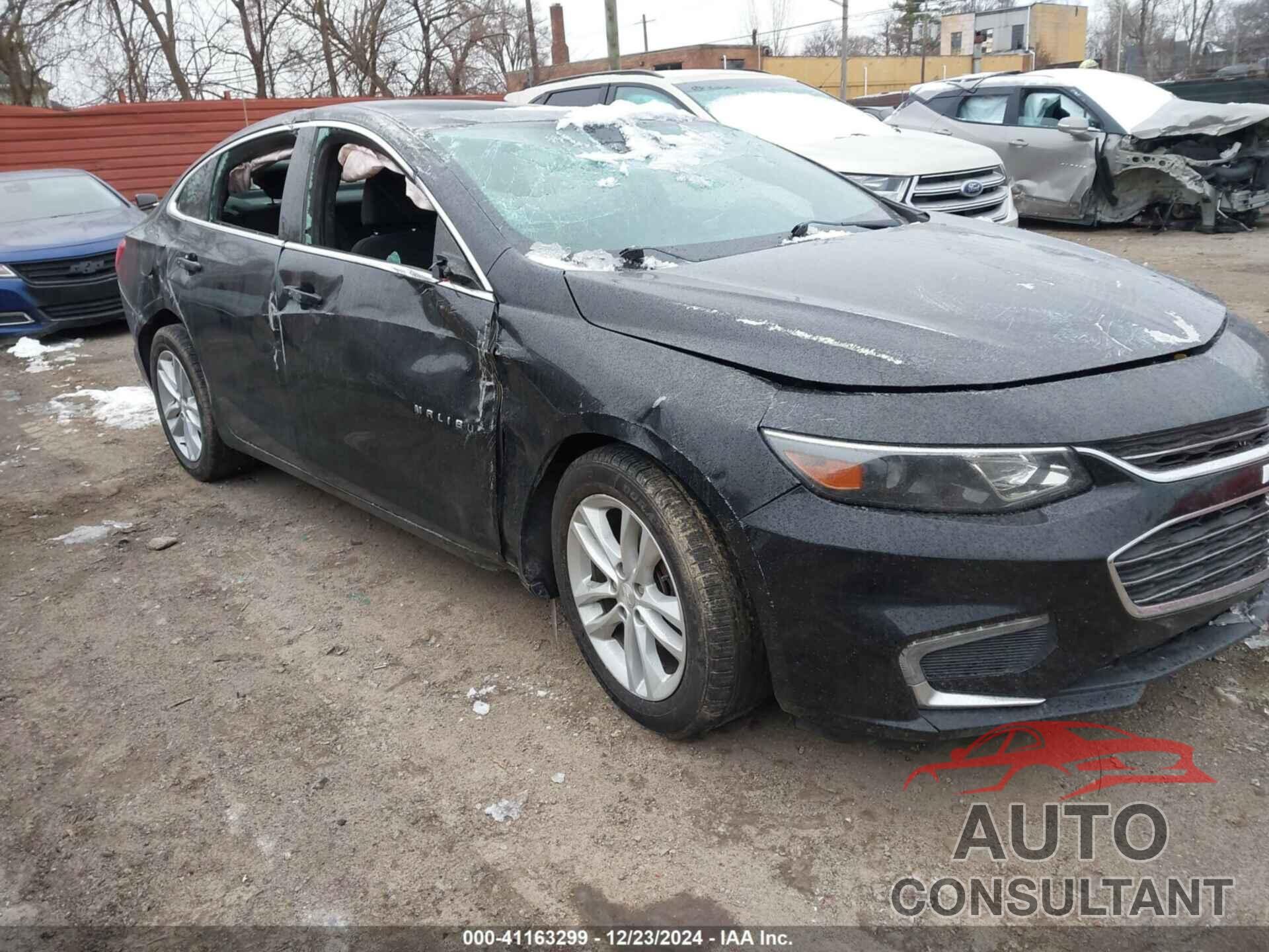 CHEVROLET MALIBU 2017 - 1G1ZE5ST5HF160891