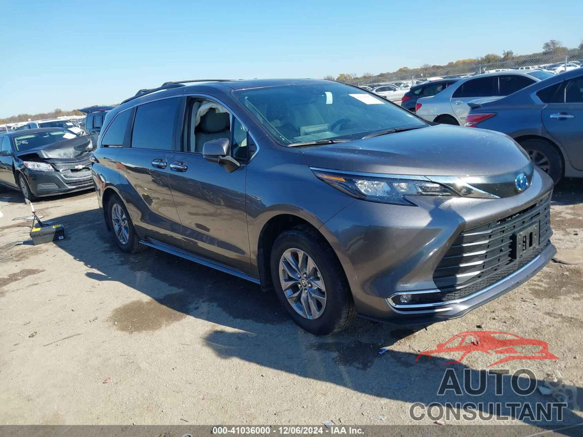 TOYOTA SIENNA 2024 - 5TDYRKECXRS189502