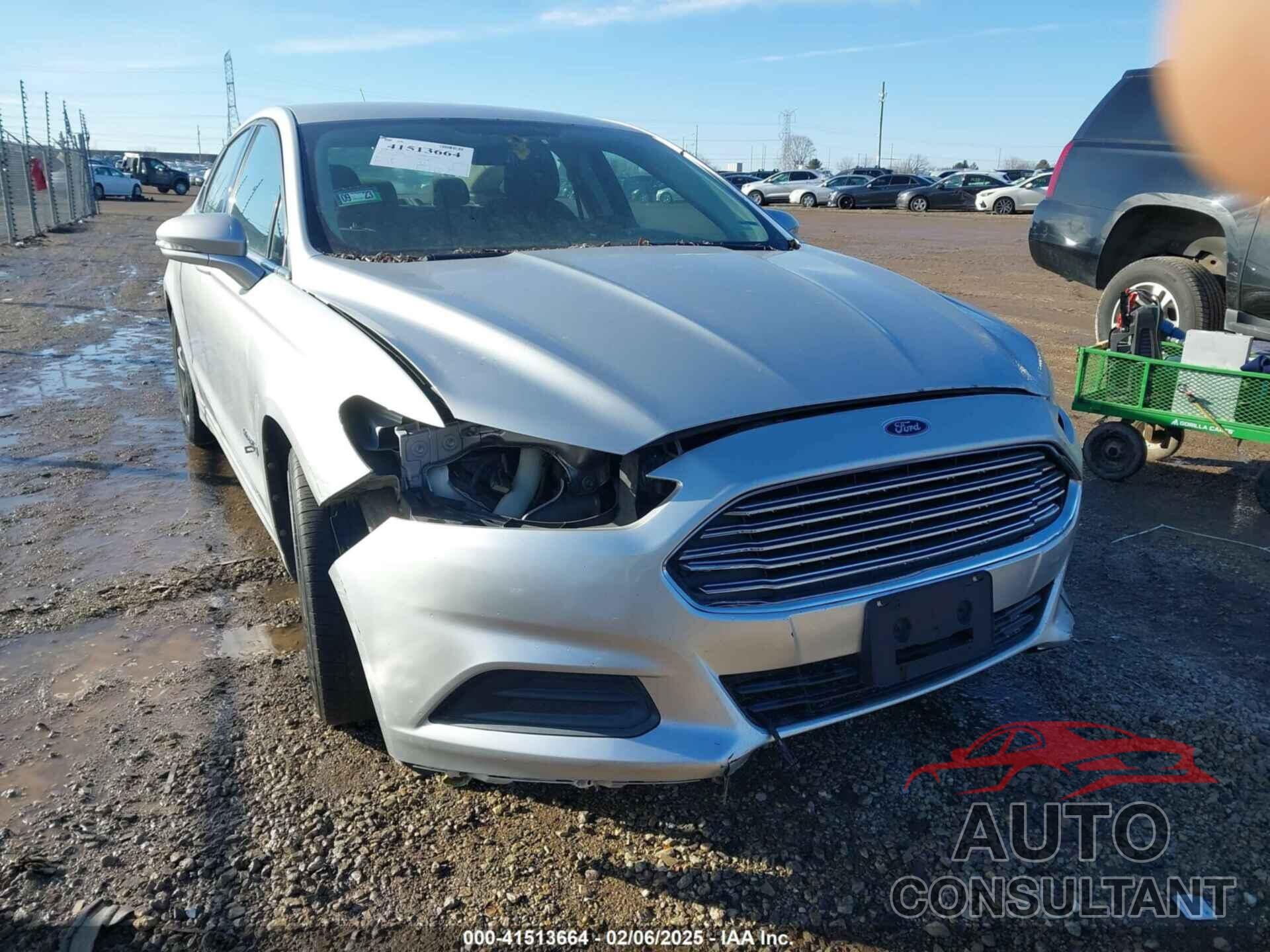 FORD FUSION HYBRID 2013 - 3FA6P0LU5DR175358