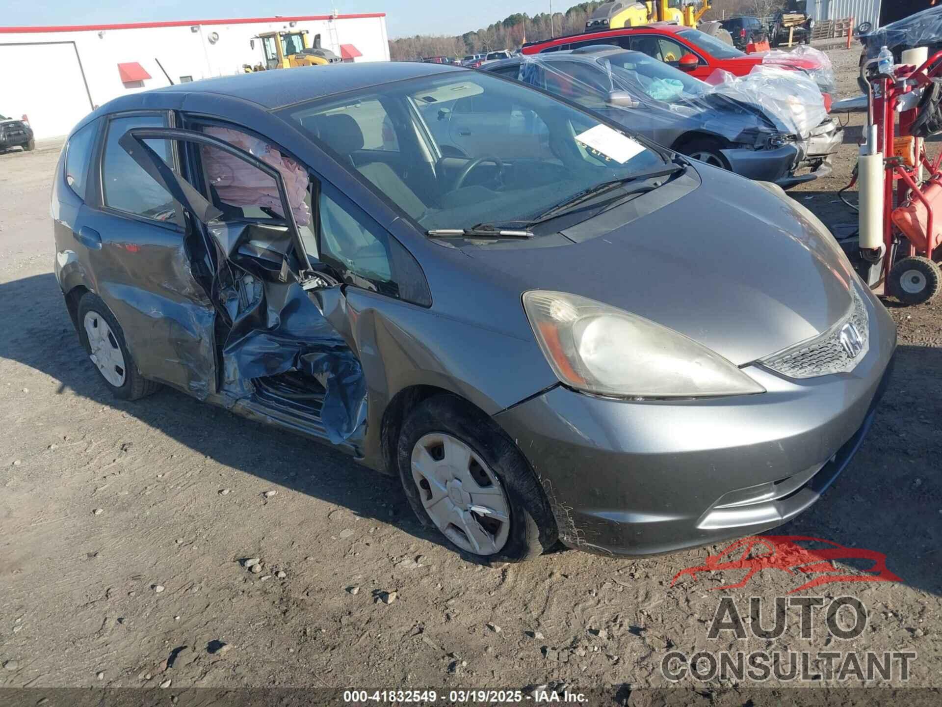 HONDA FIT 2013 - JHMGE8H37DC037675
