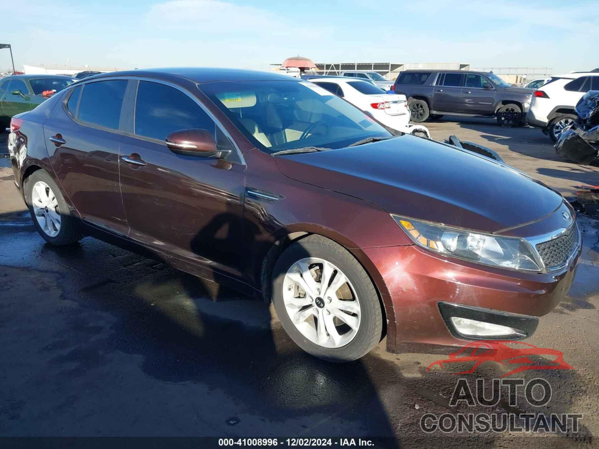 KIA OPTIMA 2011 - KNAGN4A74B5120986
