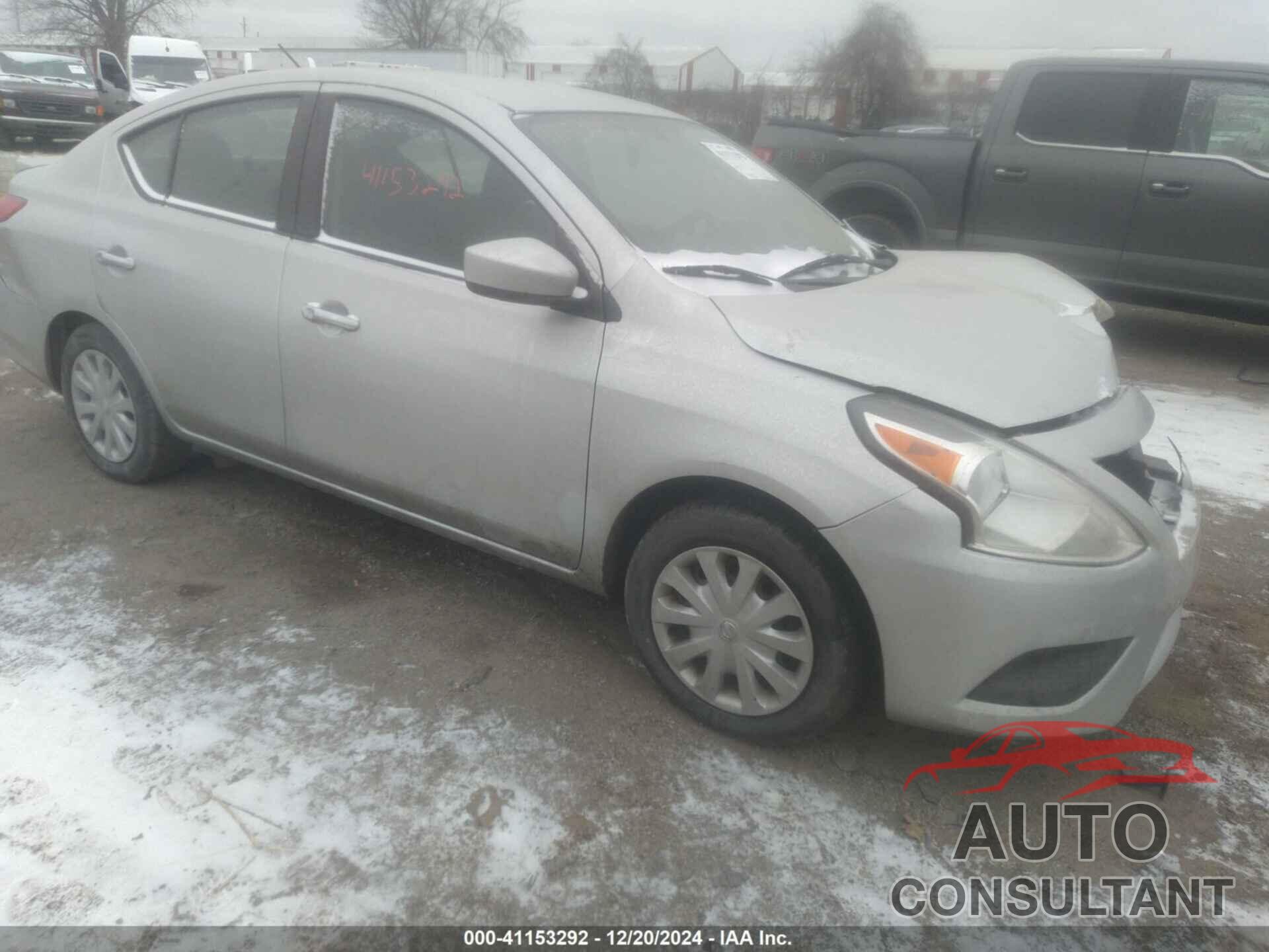 NISSAN VERSA 2018 - 3N1CN7APXJK438783