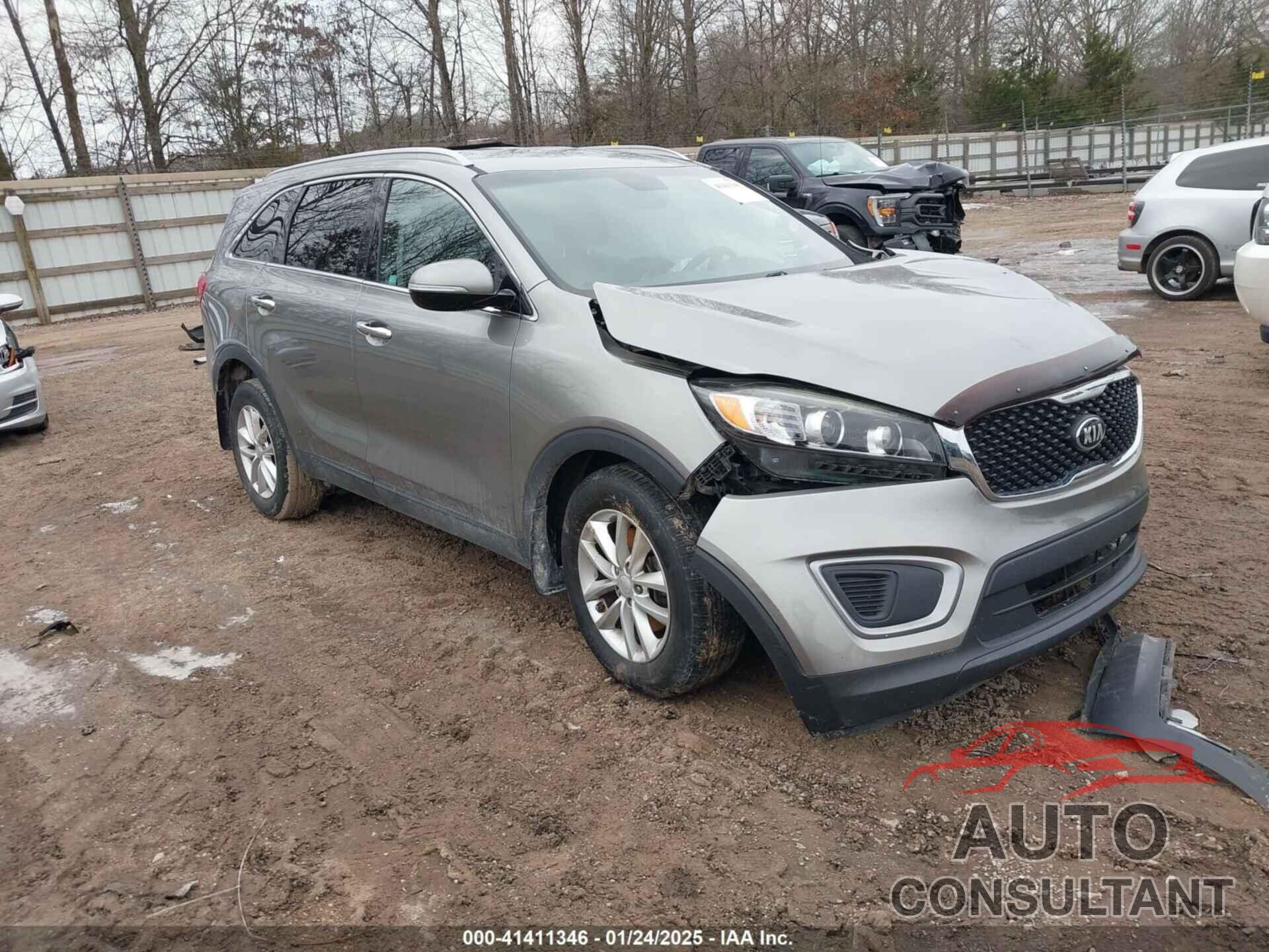 KIA SORENTO 2017 - 5XYPG4A39HG276564
