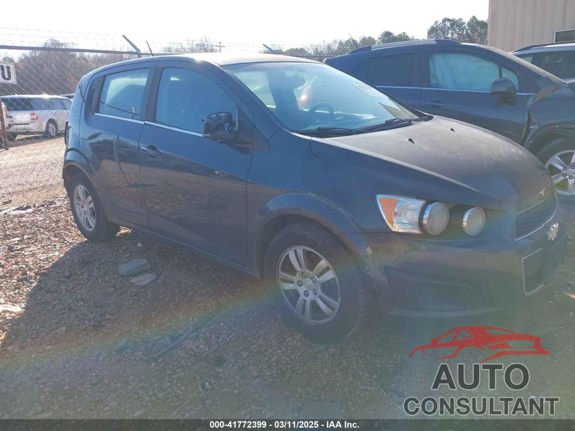 CHEVROLET SONIC 2015 - 1G1JC6SH2F4177886