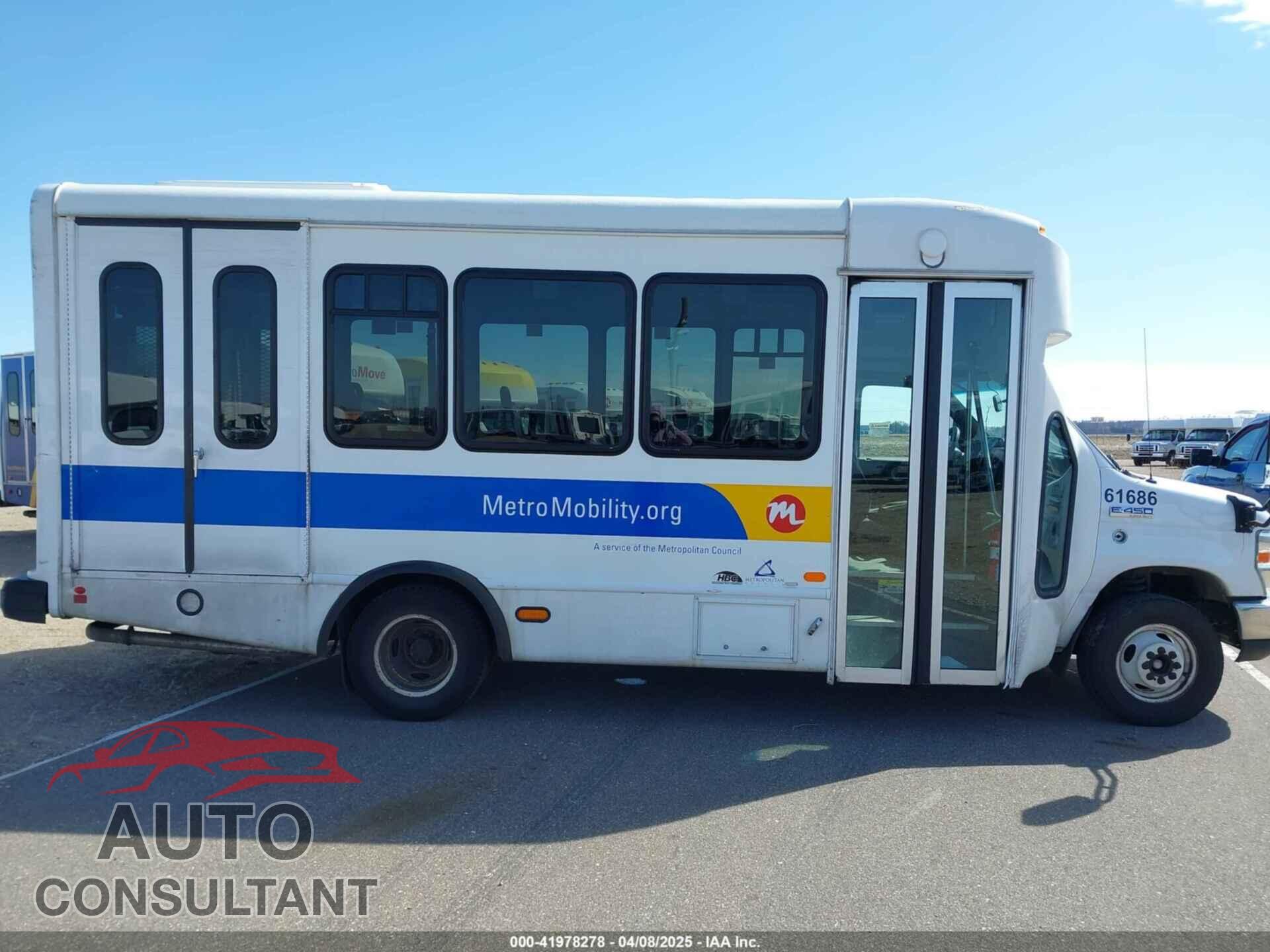 FORD E-450 CUTAWAY 2019 - 1FDFE4FS2KDC32053