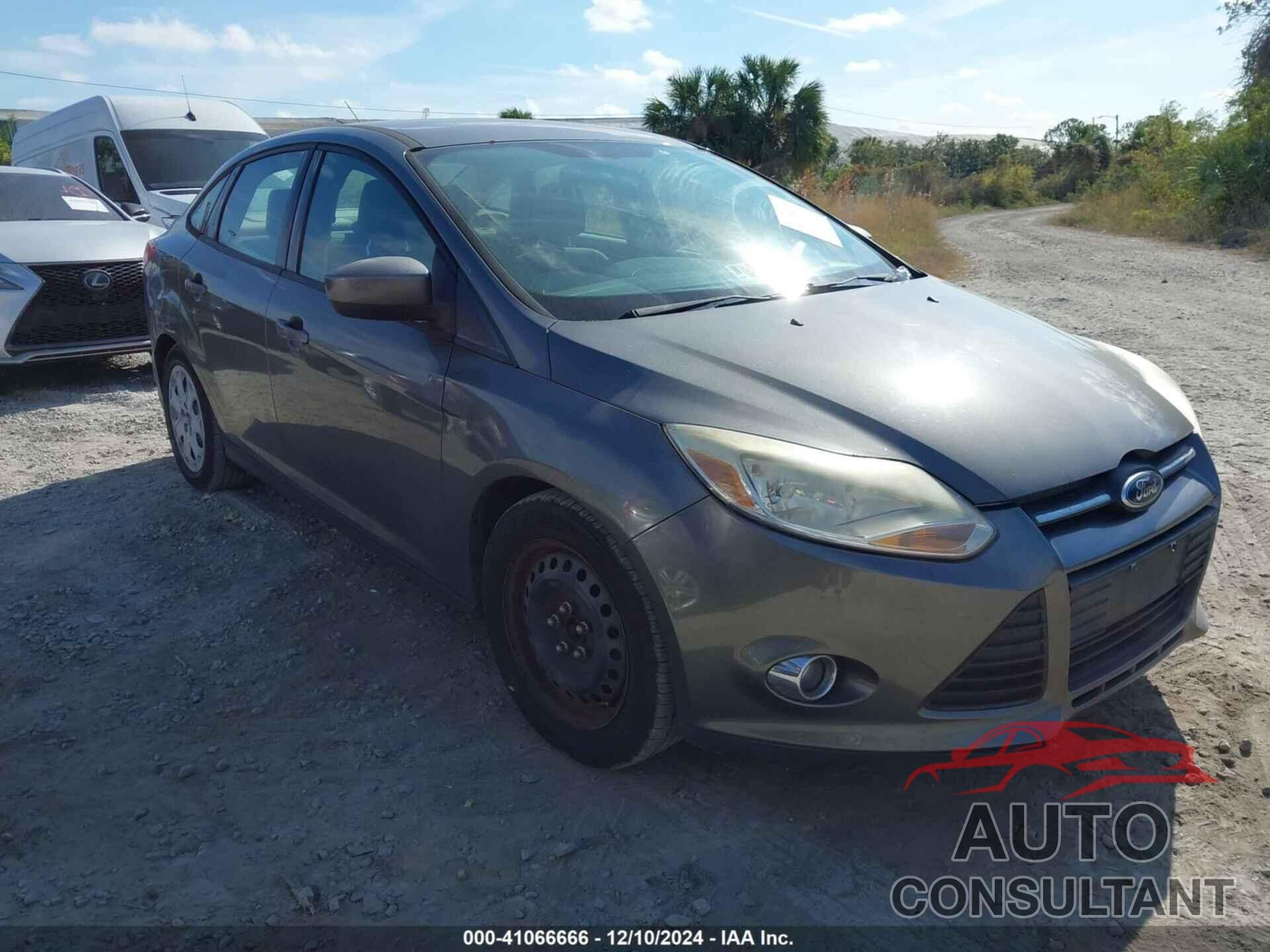 FORD FOCUS 2012 - 1FAHP3F20CL351329