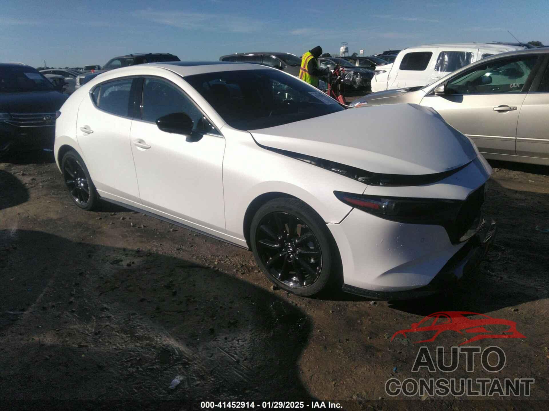 MAZDA MAZDA3 HATCHBACK 2023 - JM1BPBNY8P1612675