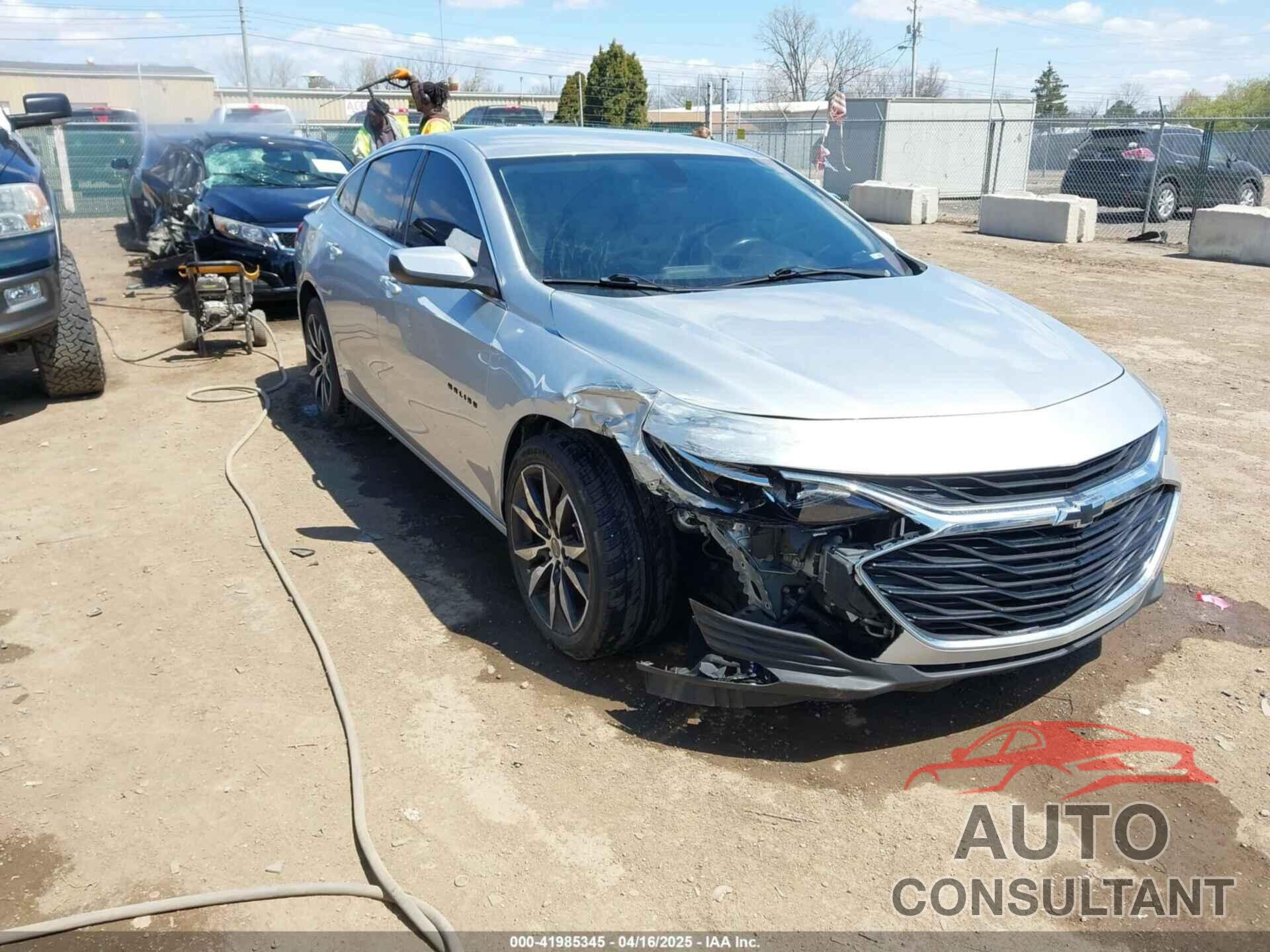 CHEVROLET MALIBU 2021 - 1G1ZG5ST3MF016518