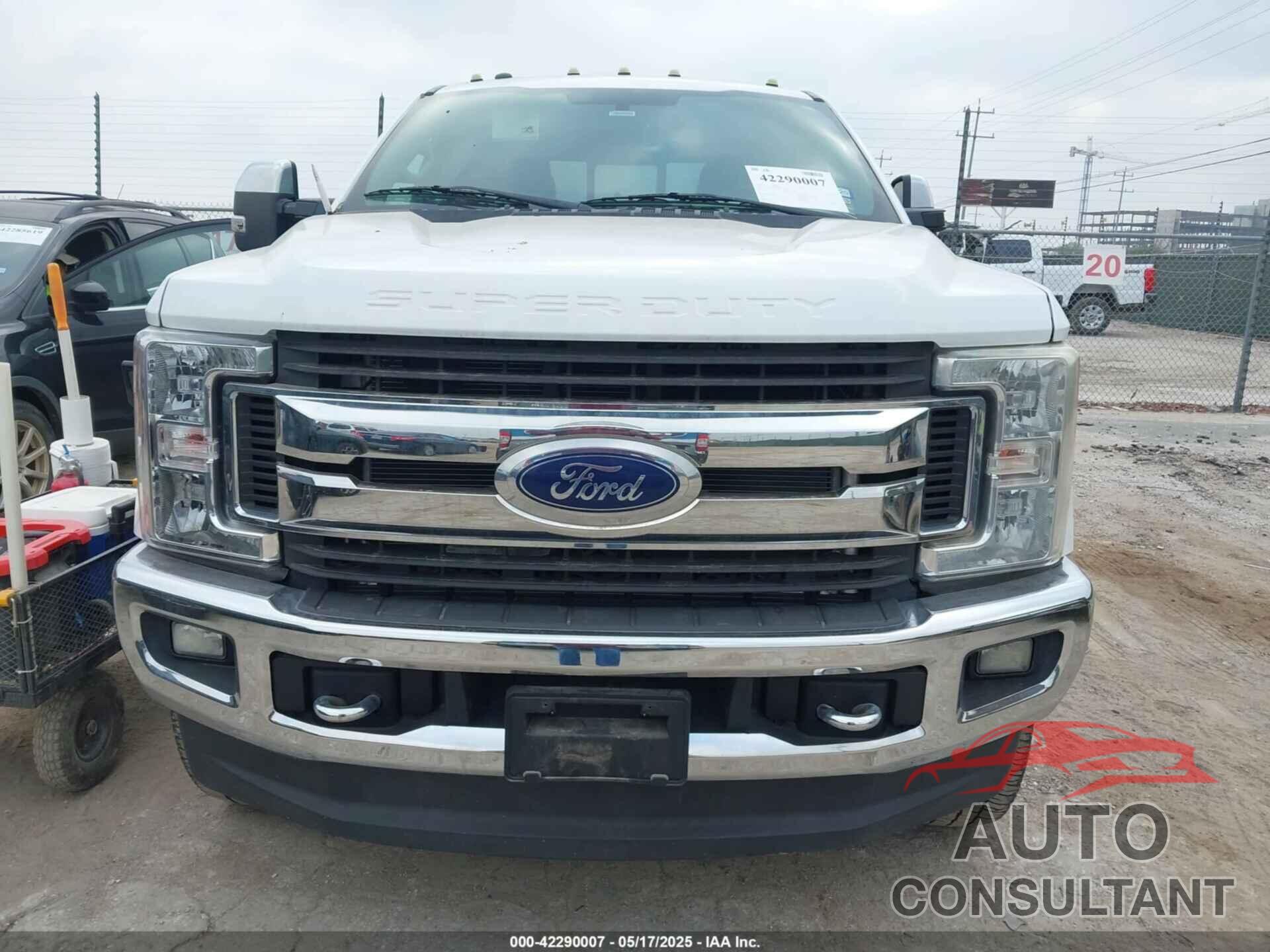 FORD F-350 2017 - 1FT8W3BT6HED07097