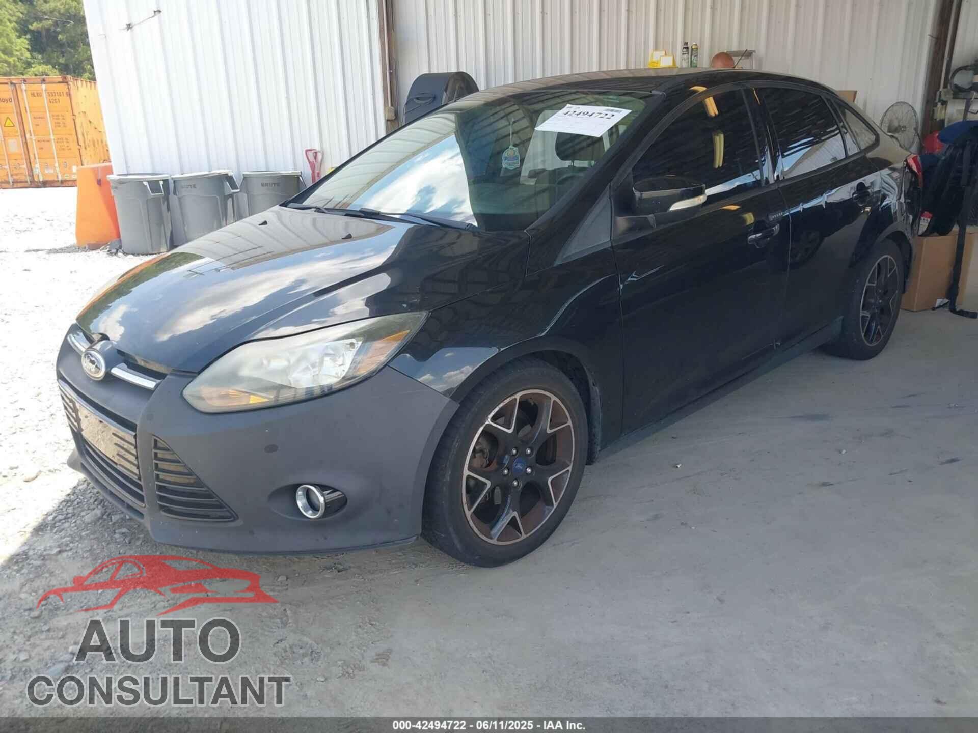 FORD FOCUS 2014 - 1FADP3F29EL215735