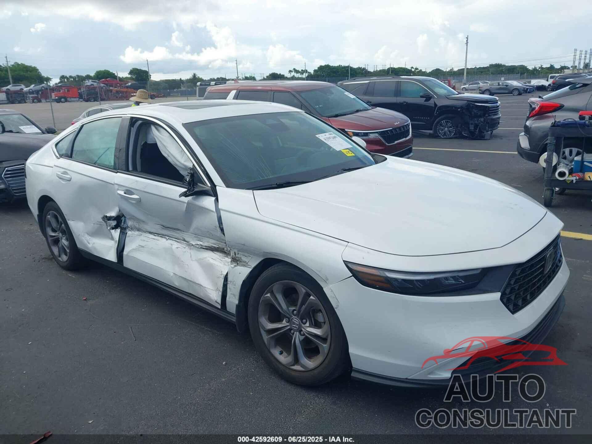 HONDA ACCORD 2023 - 1HGCY1F32PA021872