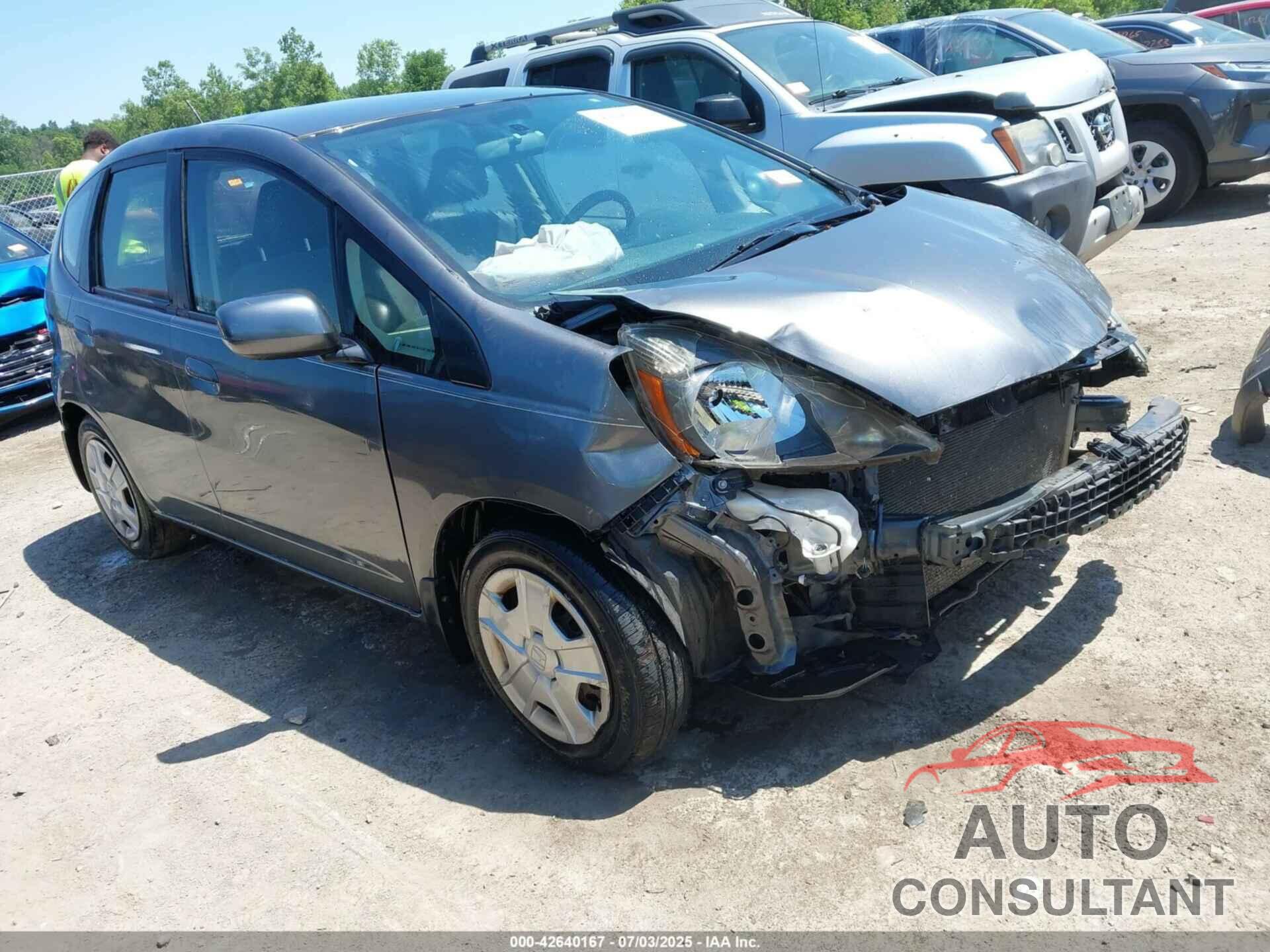 HONDA FIT 2013 - JHMGE8H35DC065488
