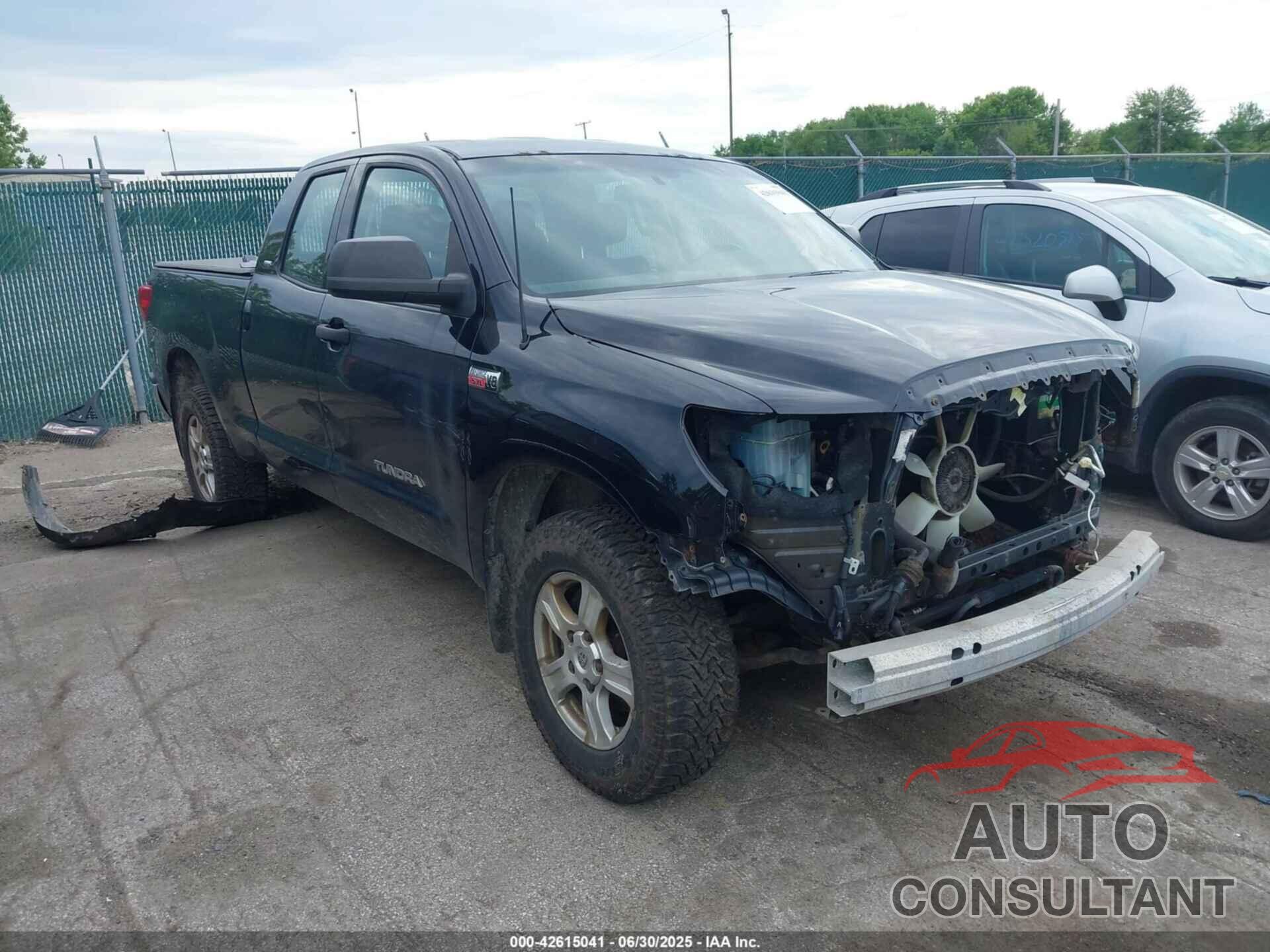 TOYOTA TUNDRA 2011 - 5TFUY5F11BX181787