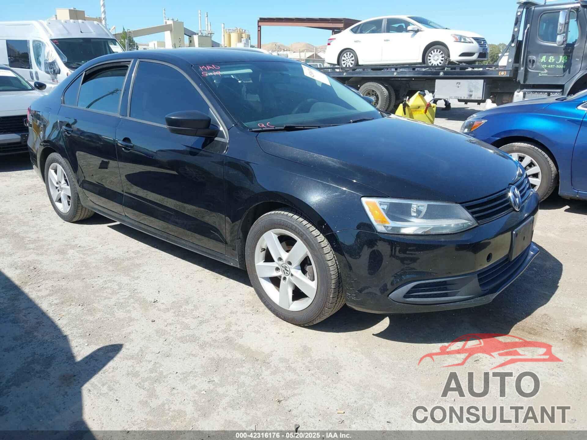 VOLKSWAGEN JETTA 2014 - 3VW2K7AJ9EM207135