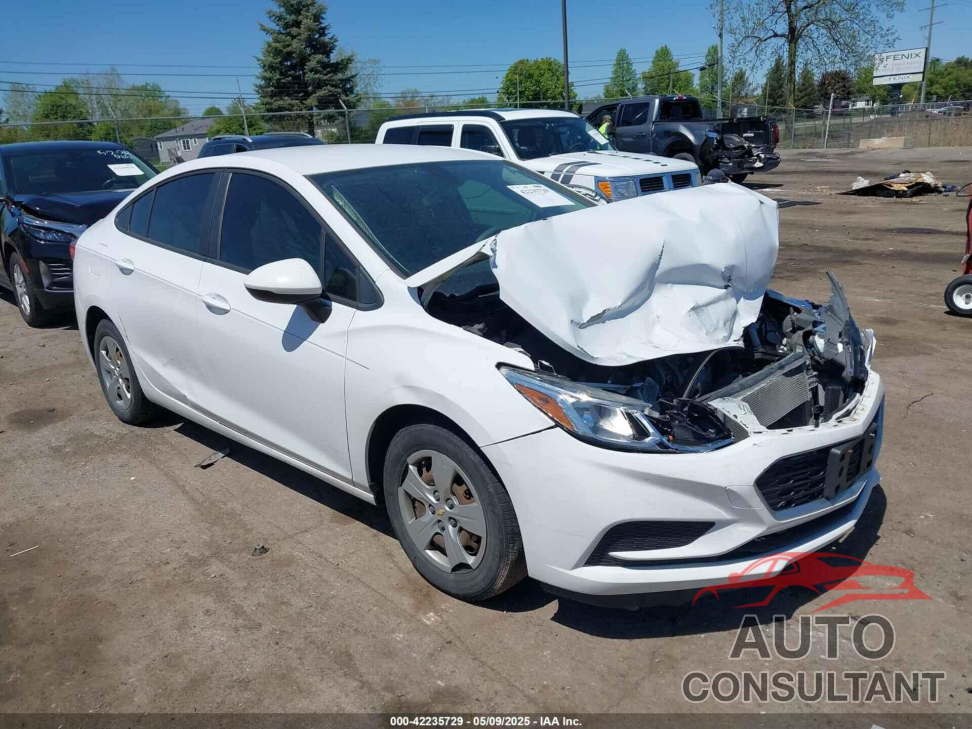 CHEVROLET CRUZE 2018 - 1G1BC5SM9J7238654