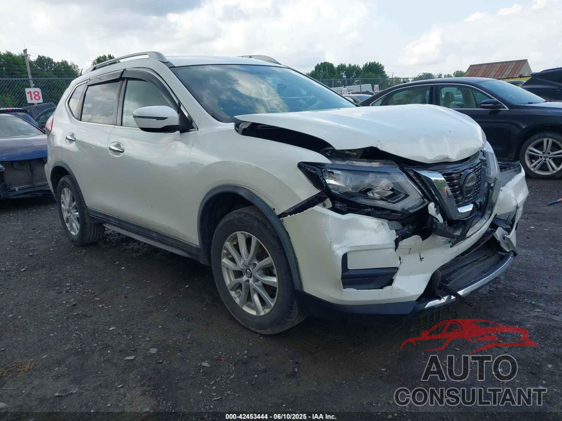 NISSAN ROGUE 2018 - KNMAT2MV2JP557062