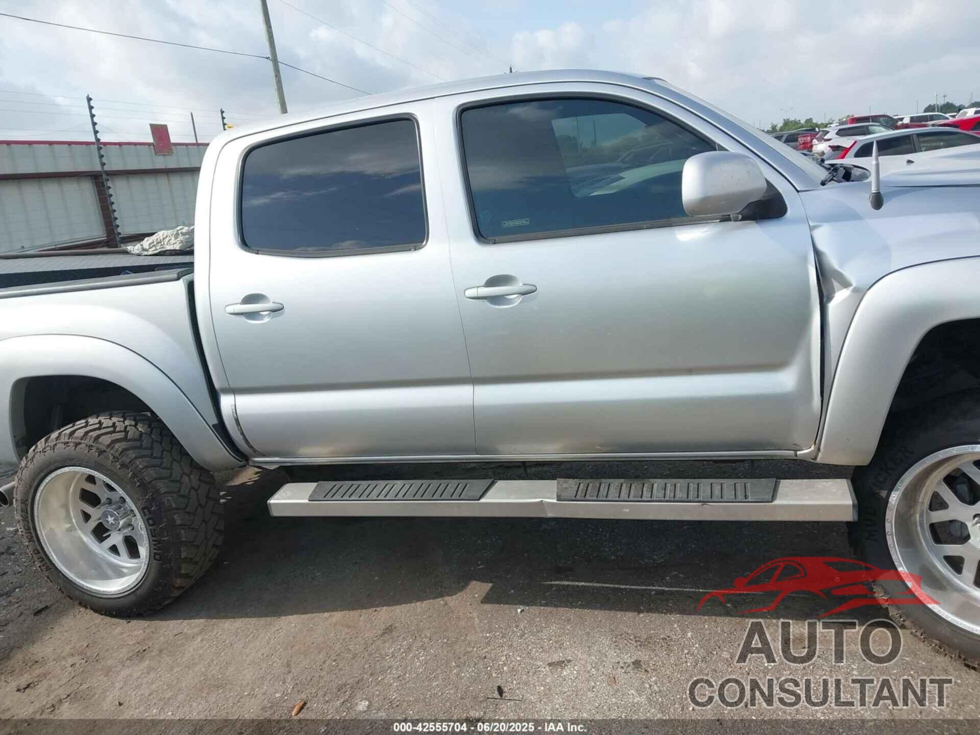 TOYOTA TACOMA 2011 - 5TFLU4ENXBX021994
