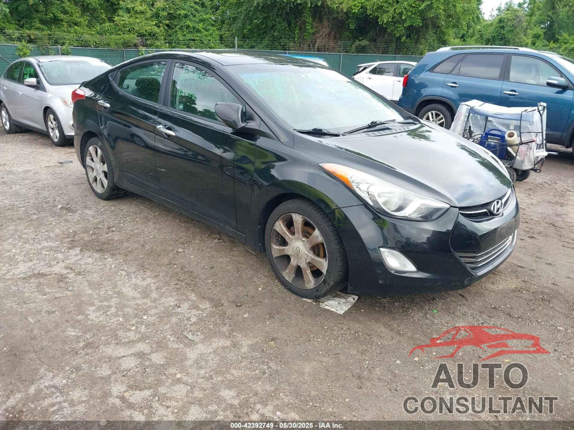 HYUNDAI ELANTRA 2011 - KMHDH4AE9BU084709