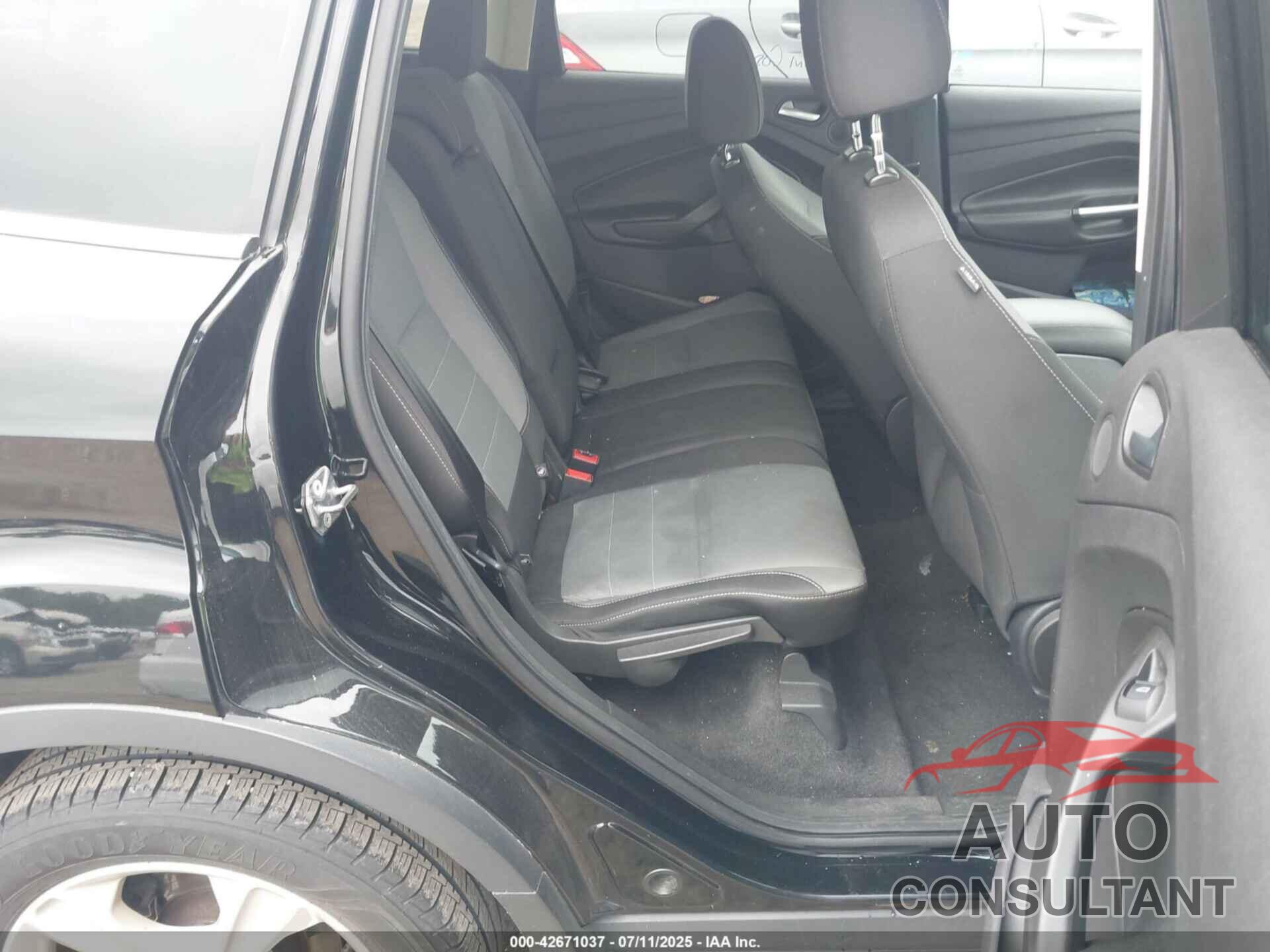 FORD ESCAPE 2016 - 1FMCU9GXXGUC03372