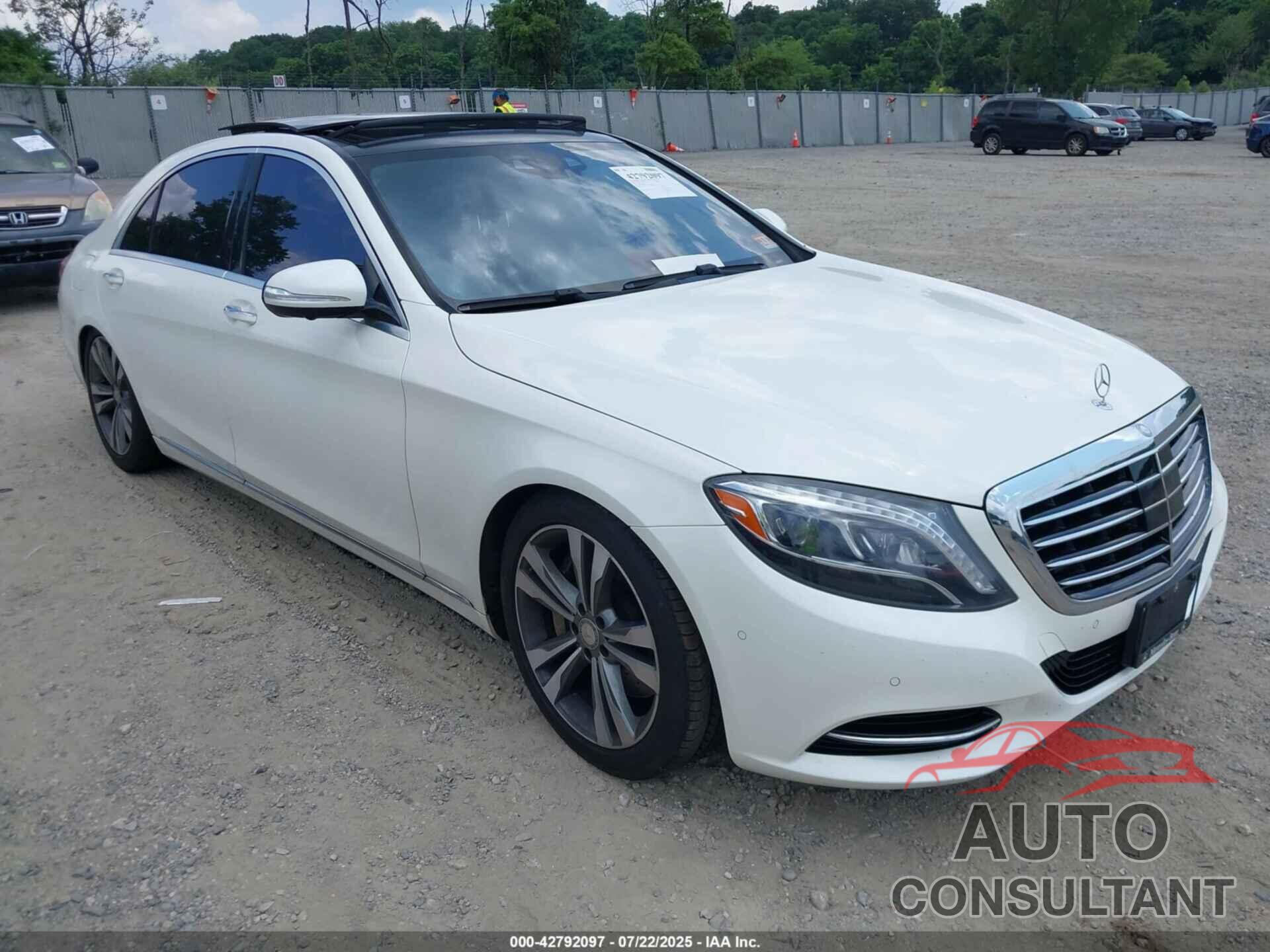 MERCEDES-BENZ S 550 2016 - WDDUG8FB1GA212324