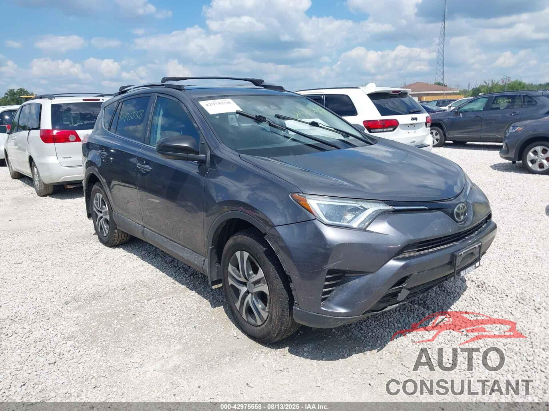 TOYOTA RAV4 2017 - JTMBFREV7HJ110825