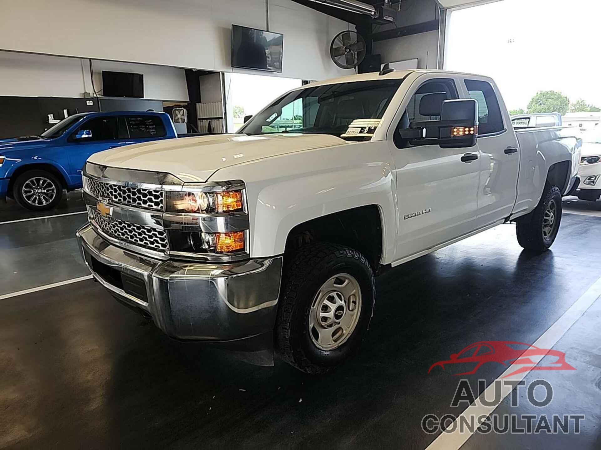 CHEVROLET SILVERADO 2019 - 2GC2KREG0K1200817