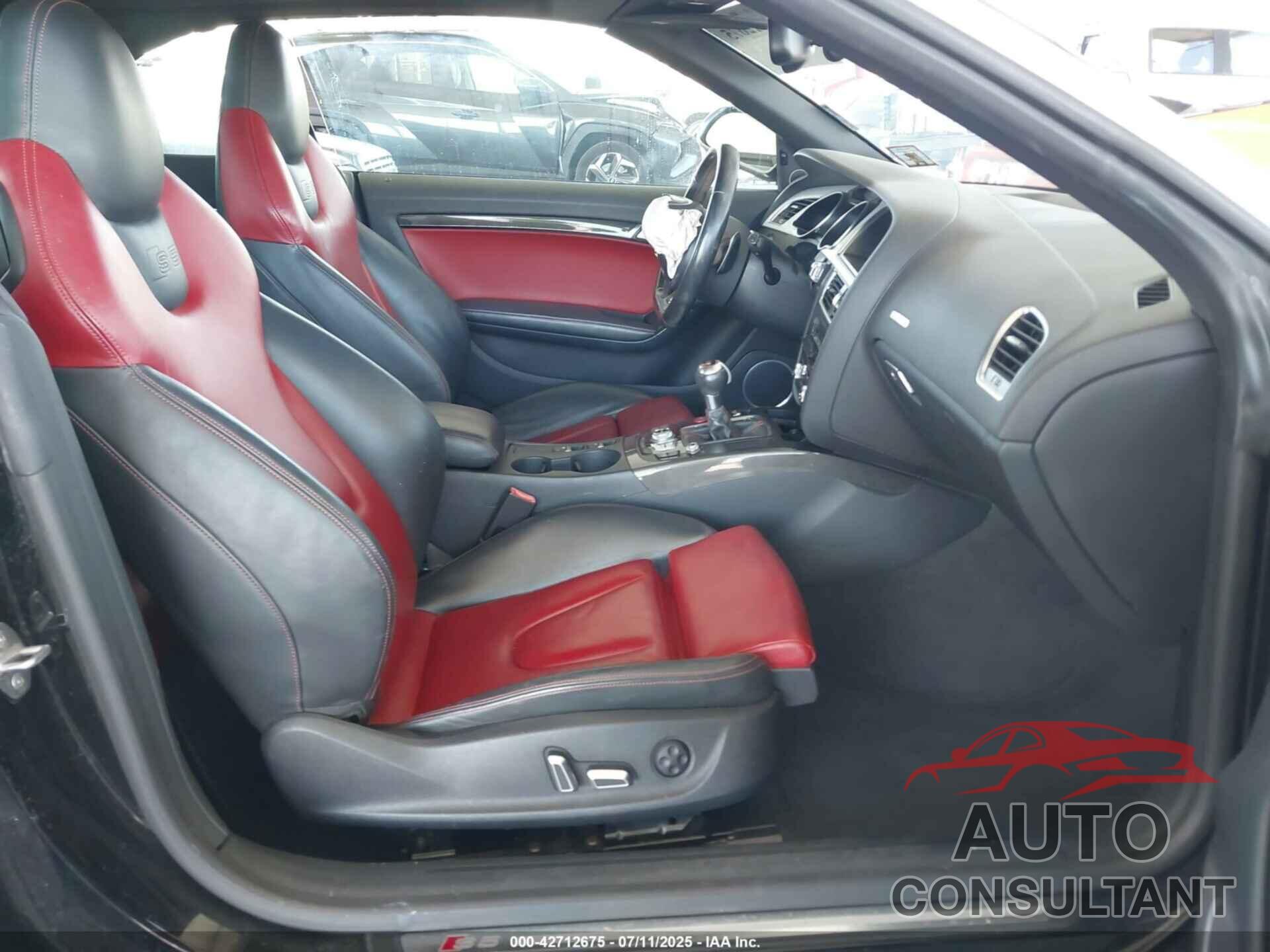 AUDI S5 2015 - WAUCGAFH8FN008397