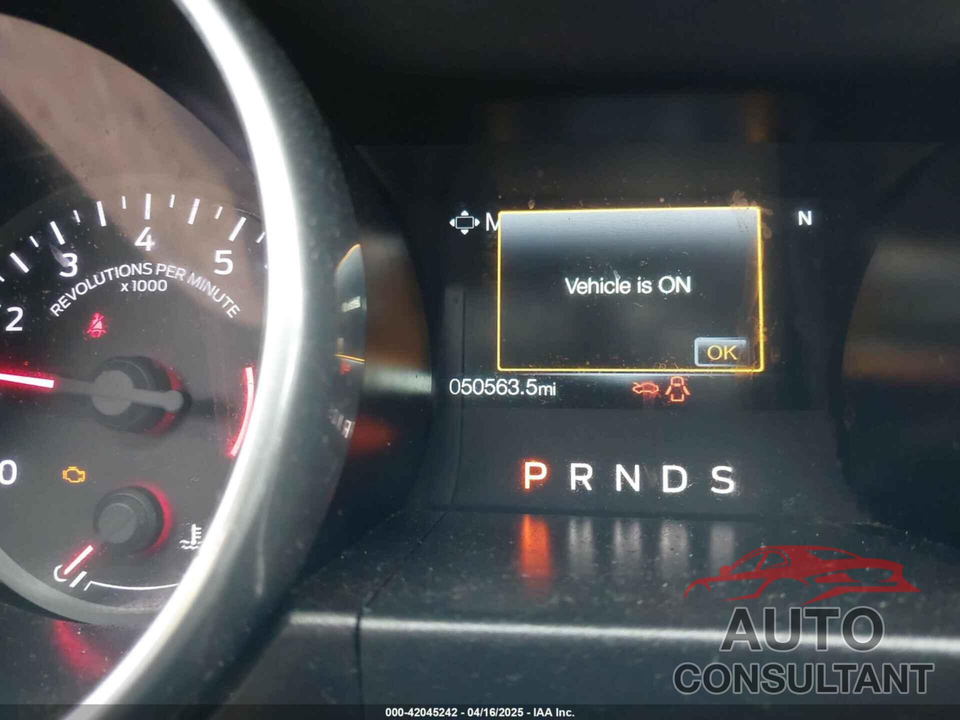FORD MUSTANG 2019 - 1FATP8UH5K5172348