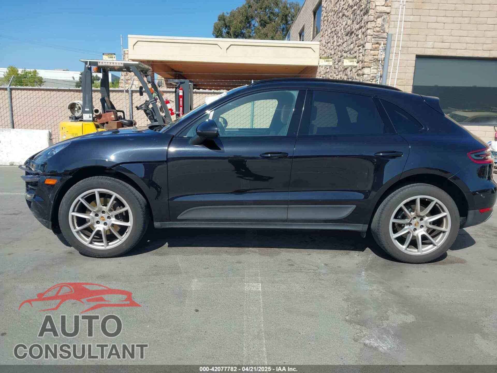 PORSCHE MACAN 2017 - WP1AA2A59HLB83303