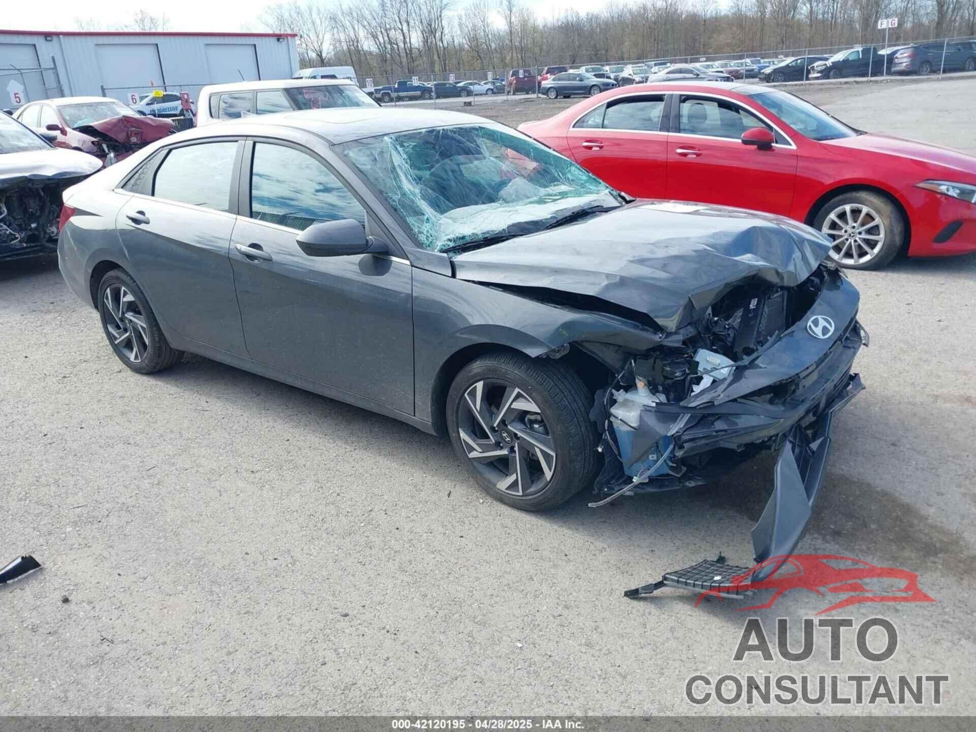 HYUNDAI ELANTRA 2024 - KMHLS4DG8RU841099