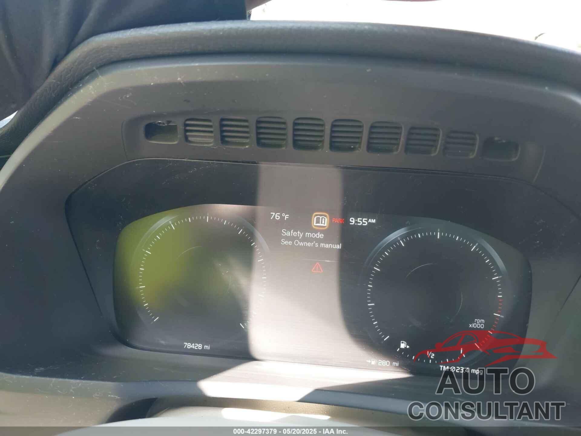 VOLVO XC90 2018 - YV4102CK3J1353094