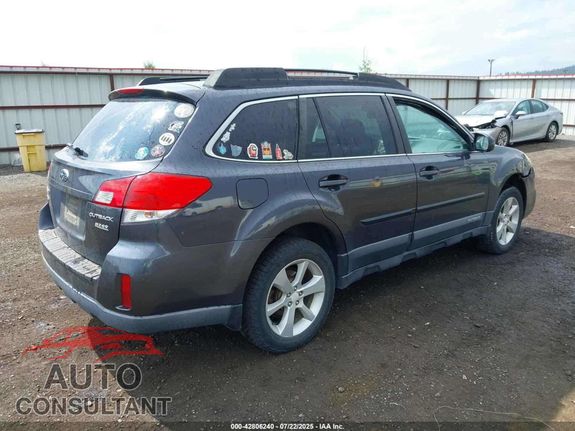 SUBARU OUTBACK 2013 - 4S4BRBCC4D3316890
