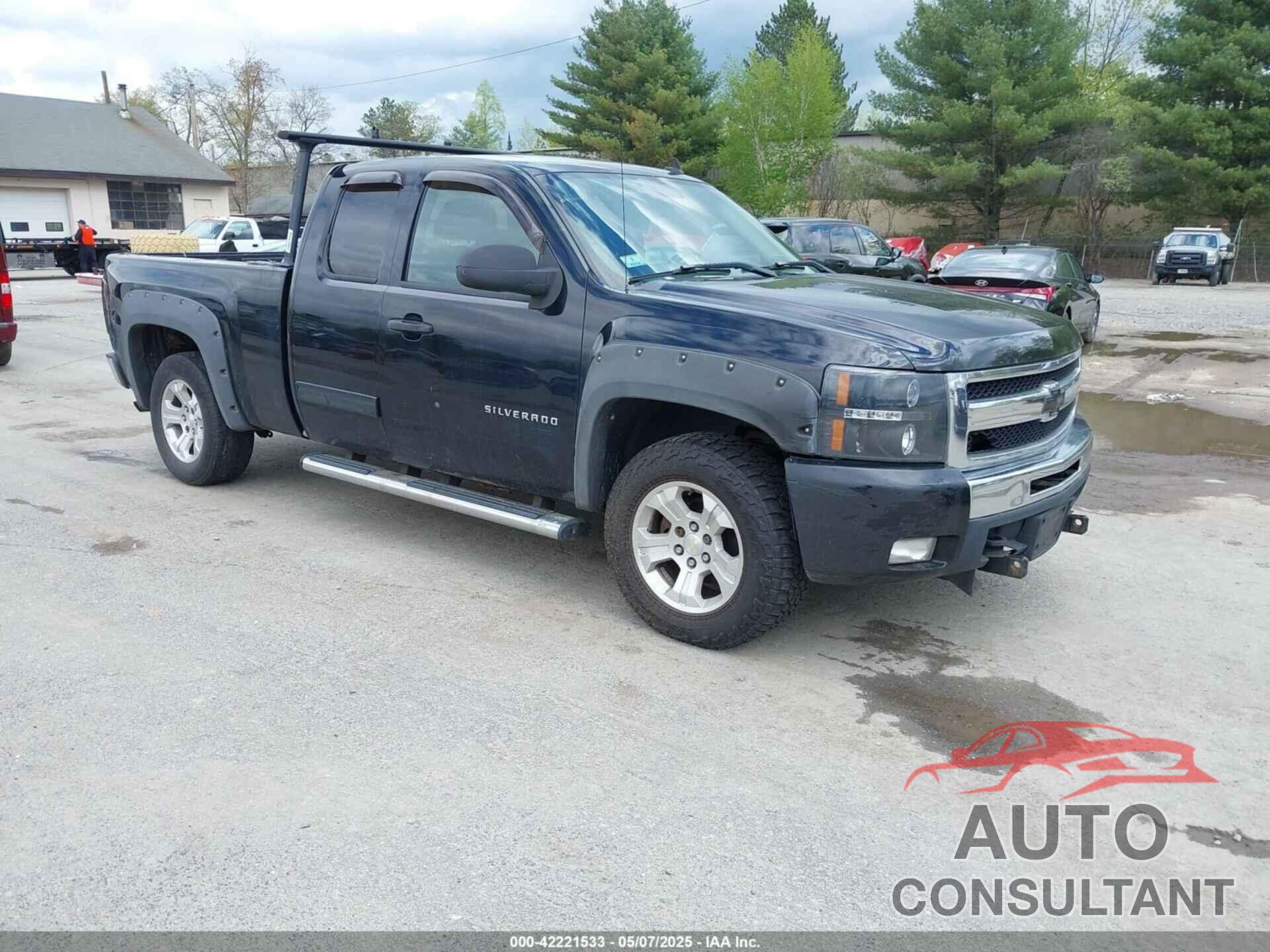 CHEVROLET SILVERADO 1500 2010 - 1GCSKSE39AZ110317